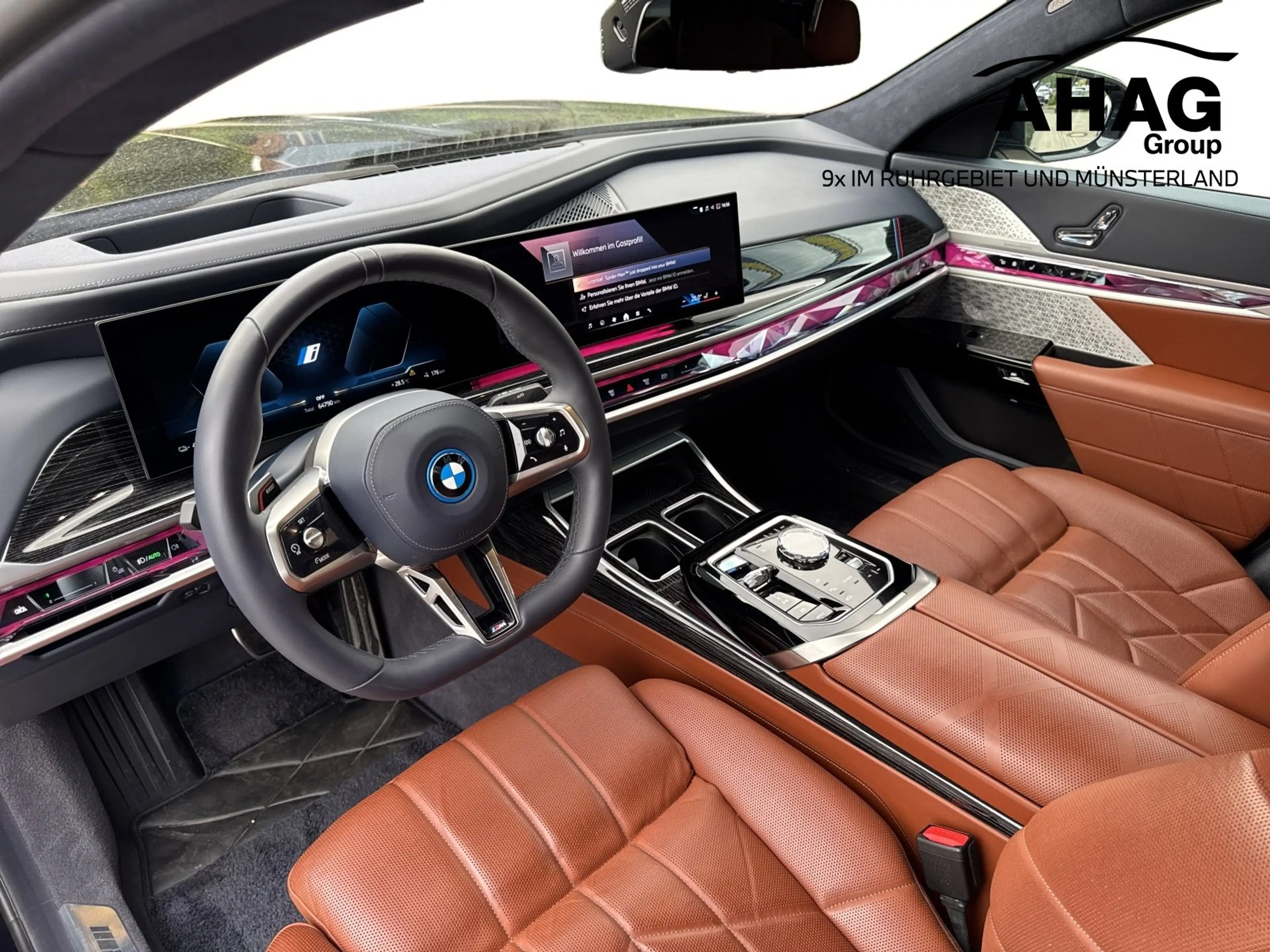 BMW i7 xDrive60 Limousine — photo 8