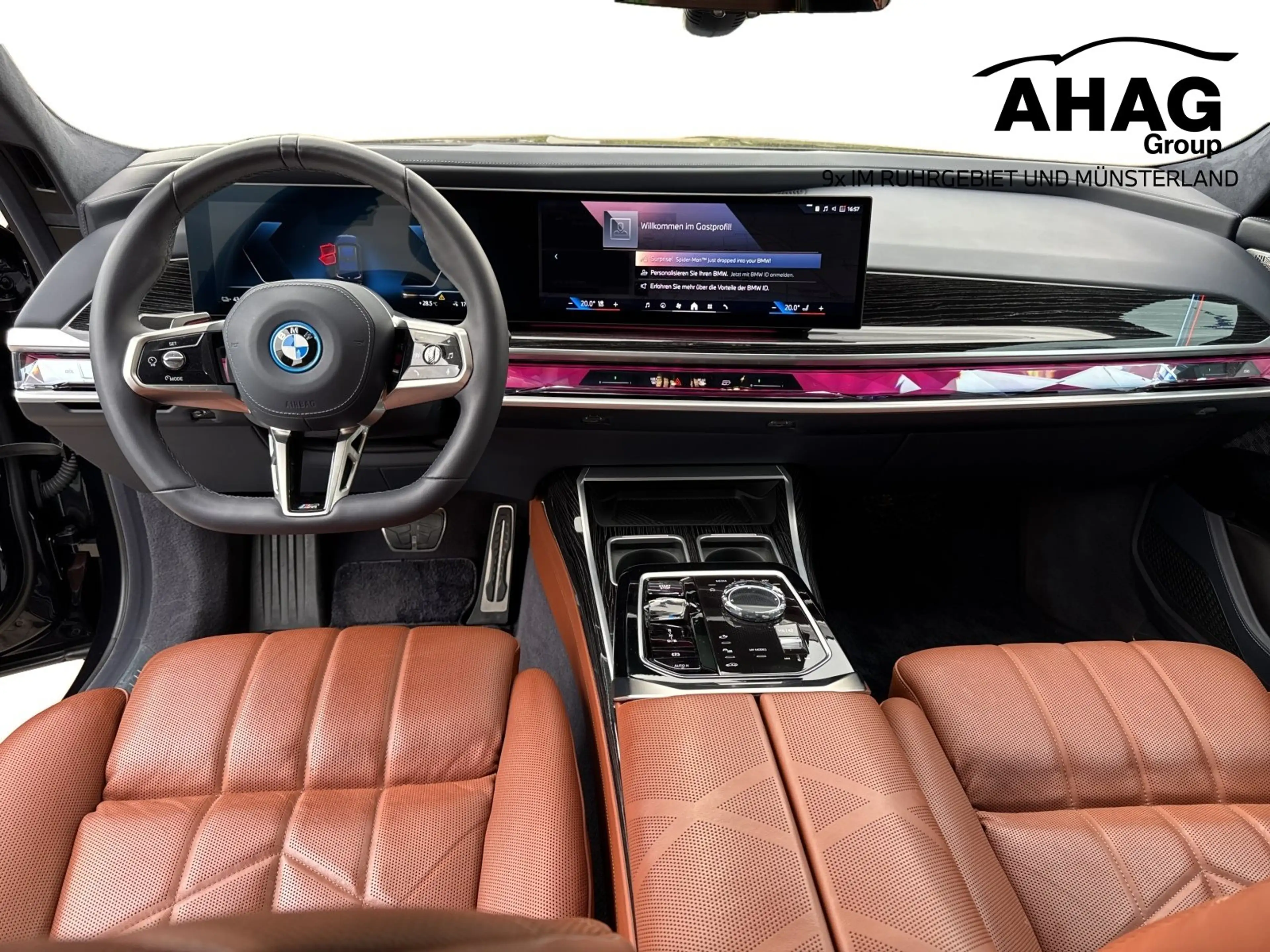 BMW i7 xDrive60 Limousine — photo 9