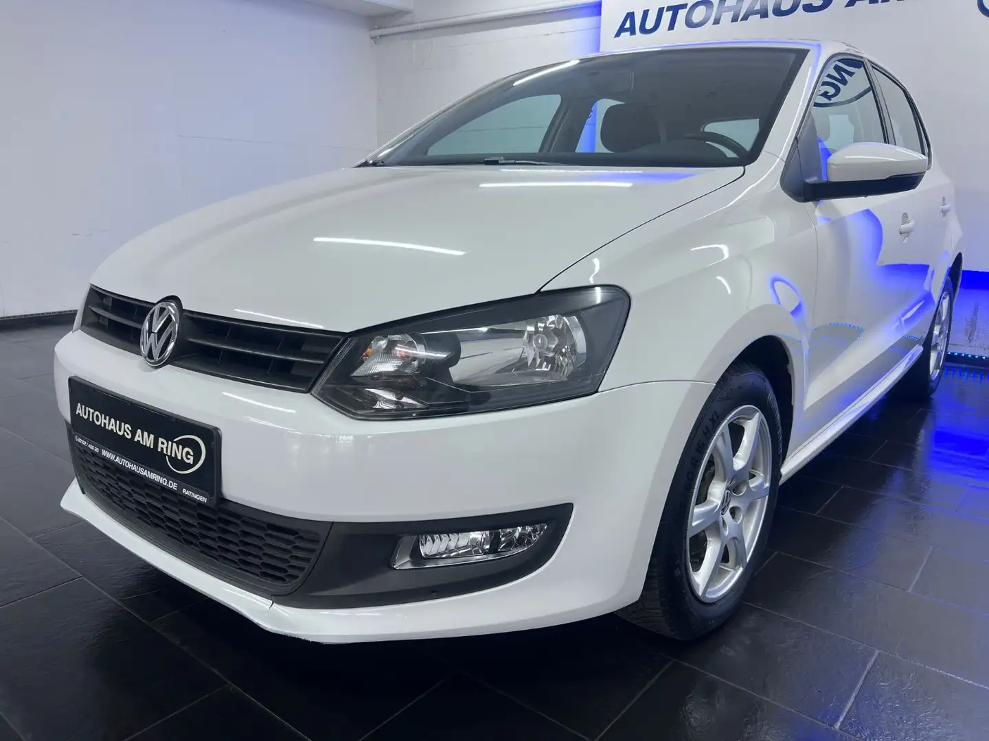 Volkswagen Polo V Style 5-TÜRIG KLIMA PDC ALU ALLWETTER Bianco - 2