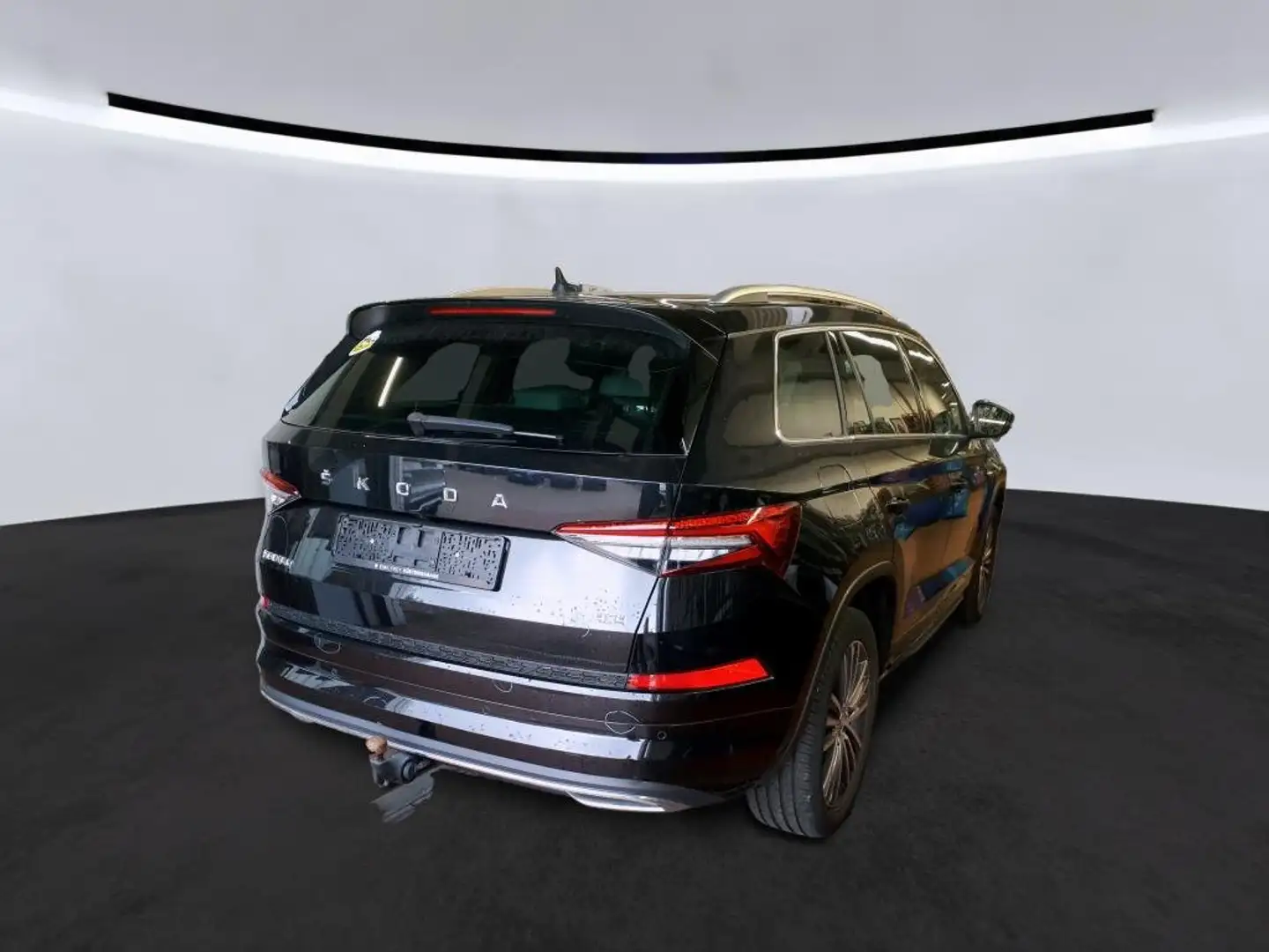 Skoda Kodiaq 2.0 TSI L&K 4x4/AHK/VIRTUAL/ACC/360°CAM/ Negro - 2
