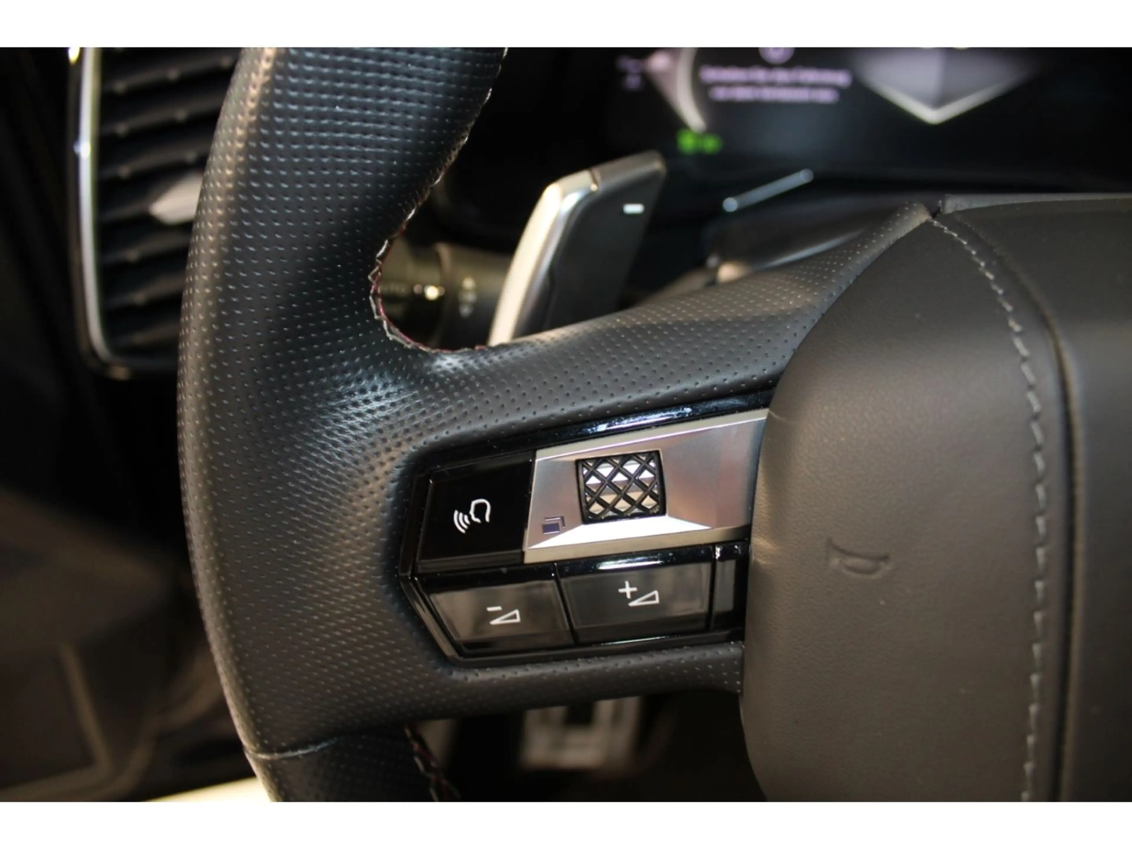 DS Automobiles DS 7 Crossback DS7 DS Performance Line + AHK-klappbar Navi Digi — photo 13