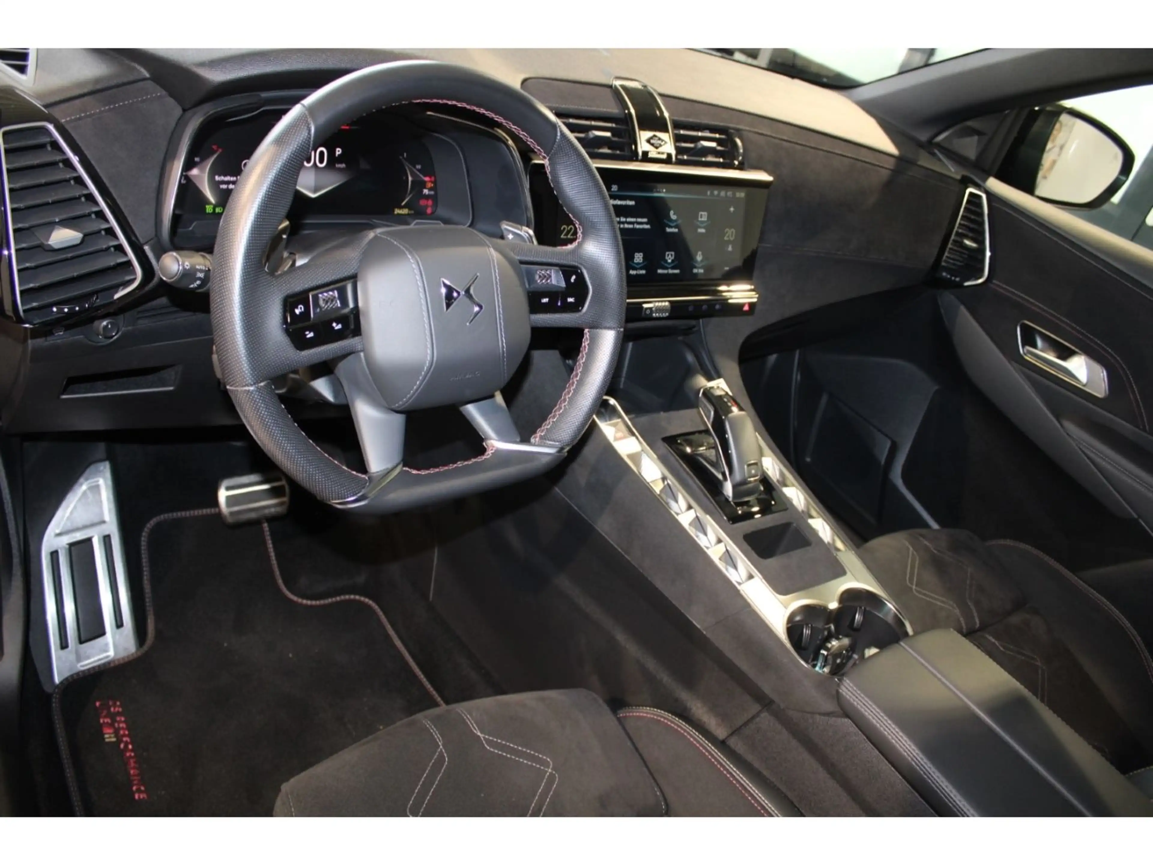 DS Automobiles DS 7 Crossback DS7 DS Performance Line + AHK-klappbar Navi Digi — photo 15