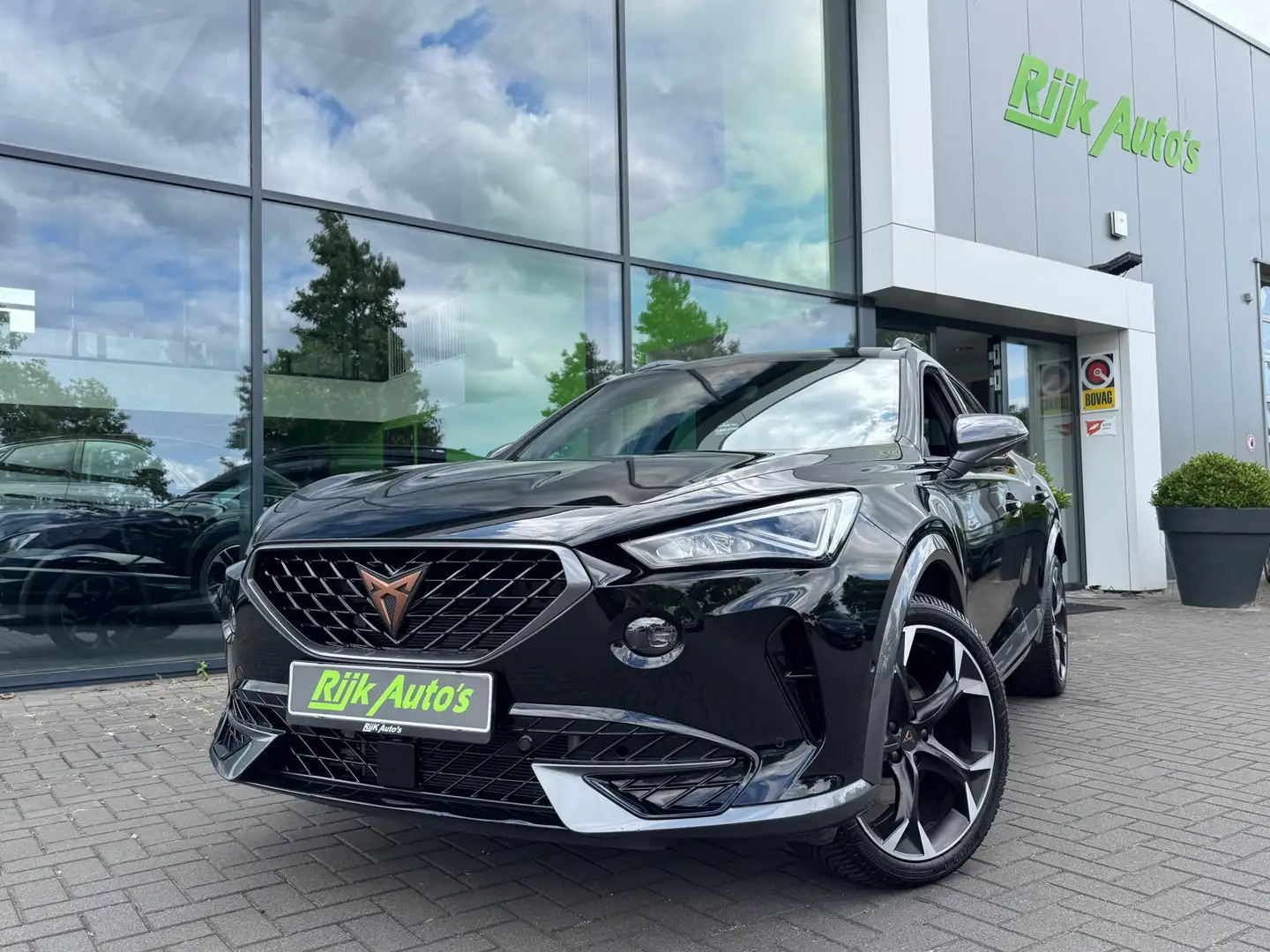 CUPRA Formentor 1.5 TSI * Camera * Sfeerverlichting * Navigatie * Zwart - 1