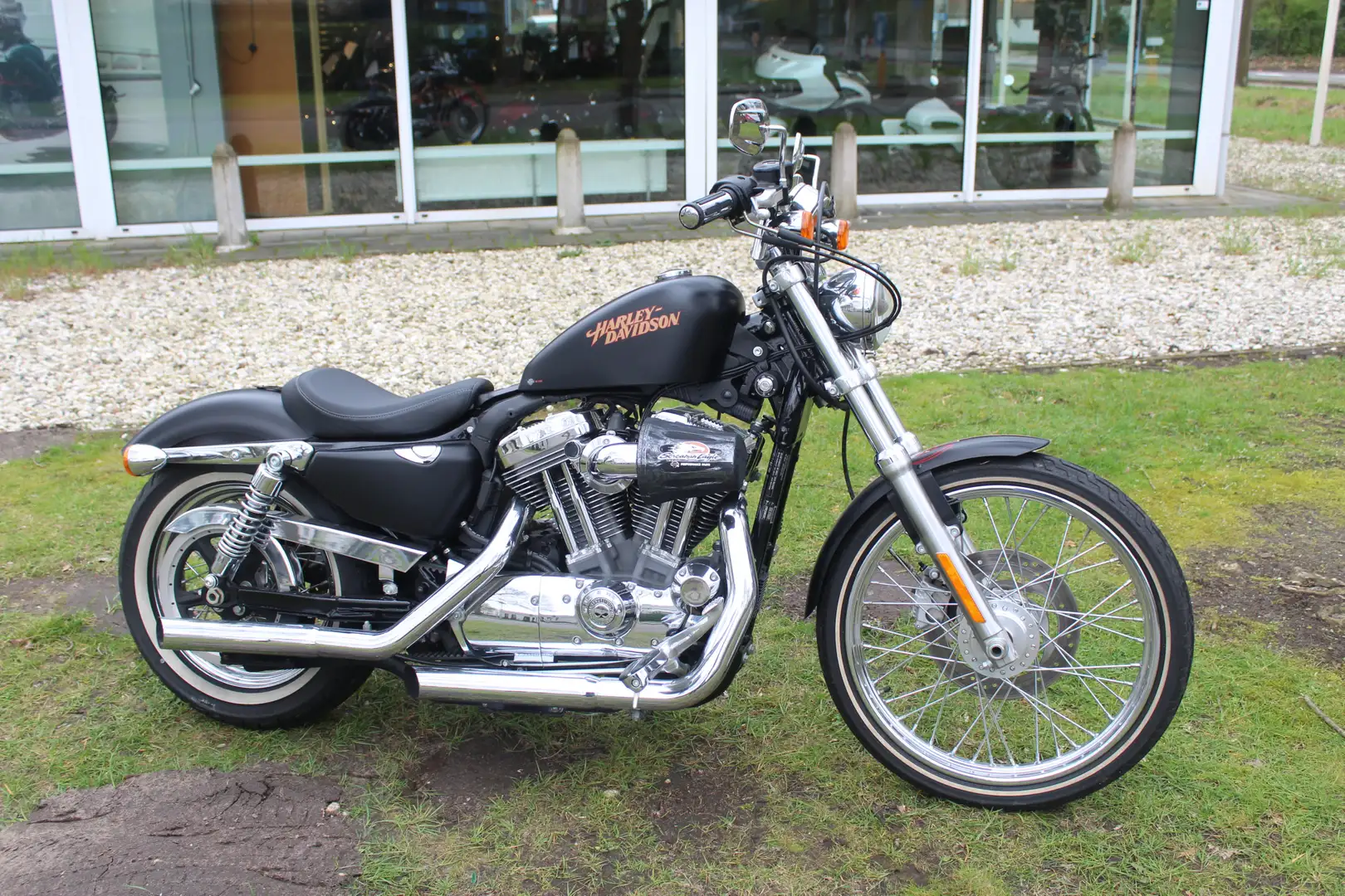 Harley-Davidson XL 1200 XL1200V Seventy-two Zwart - 1