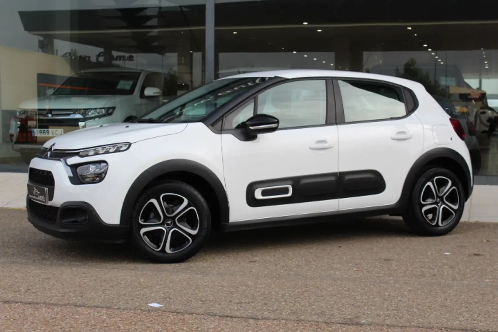 Citroen C3 1.2 PureTech S&S Feel 83 Blanc - 2