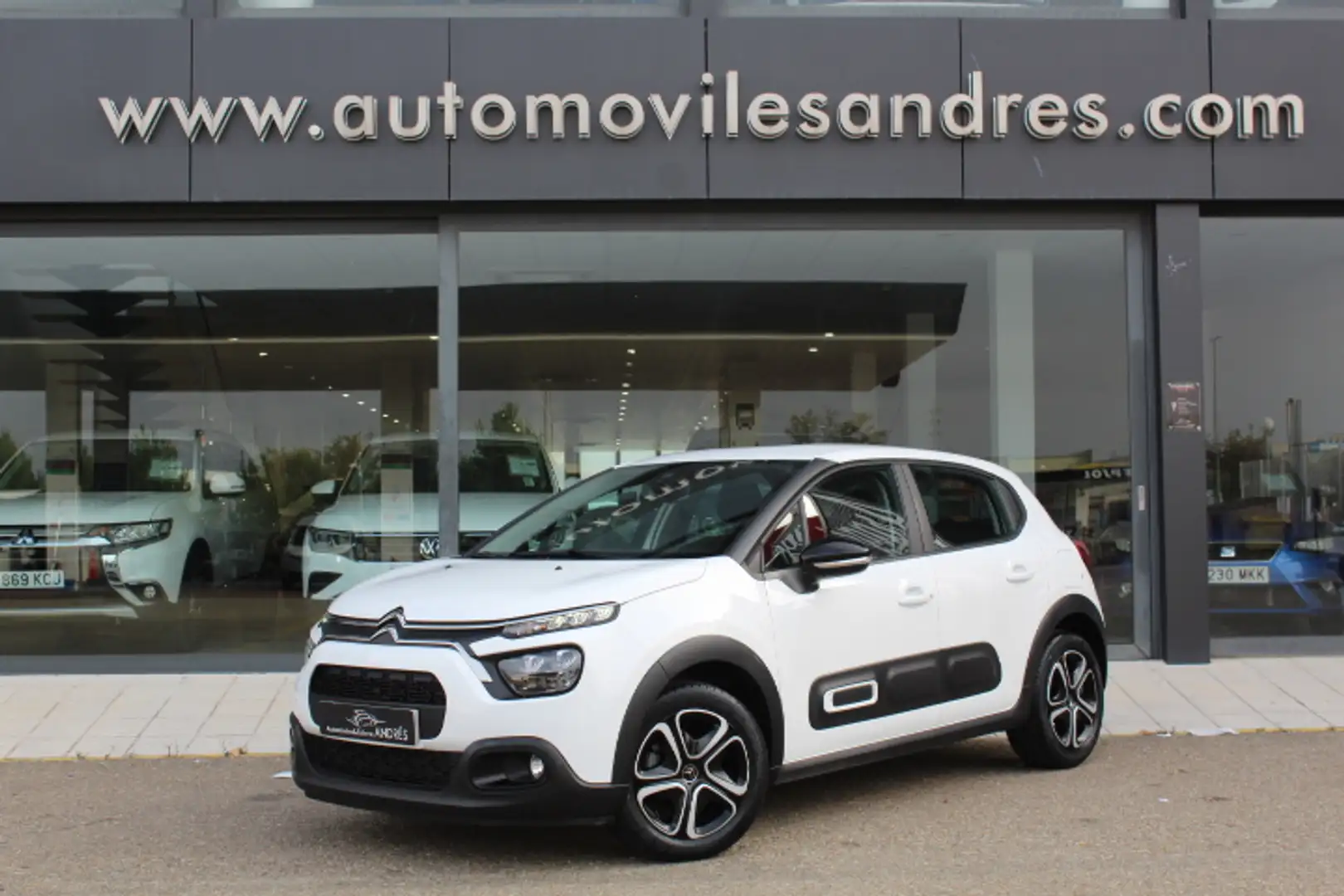Citroen C3 1.2 PureTech S&S Feel 83 Blanc - 1