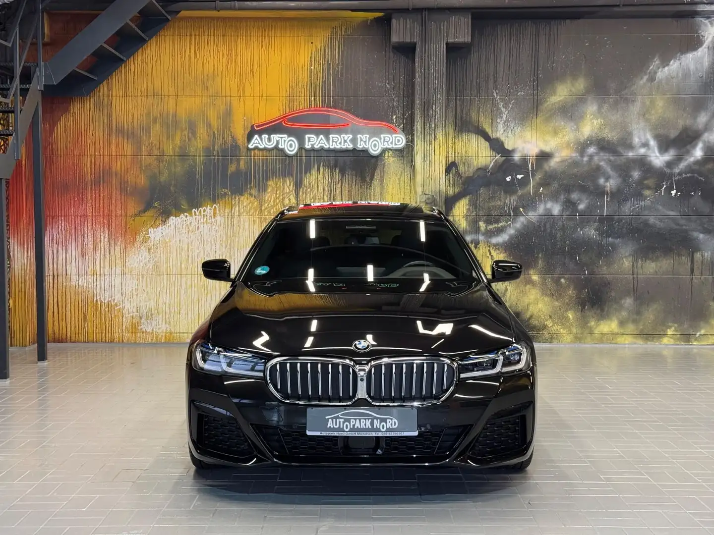 BMW 540 d Touring xDrive M Sport LASER~PANO~ACC~HUD~ Noir - 2
