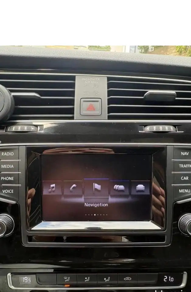 Volkswagen Golf Standard Model — photo 15