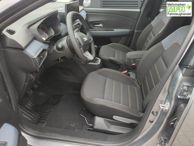 Dacia Sandero Stepway Expression SHZ TCe 110 81 kW (110 PS), ... — photo 3