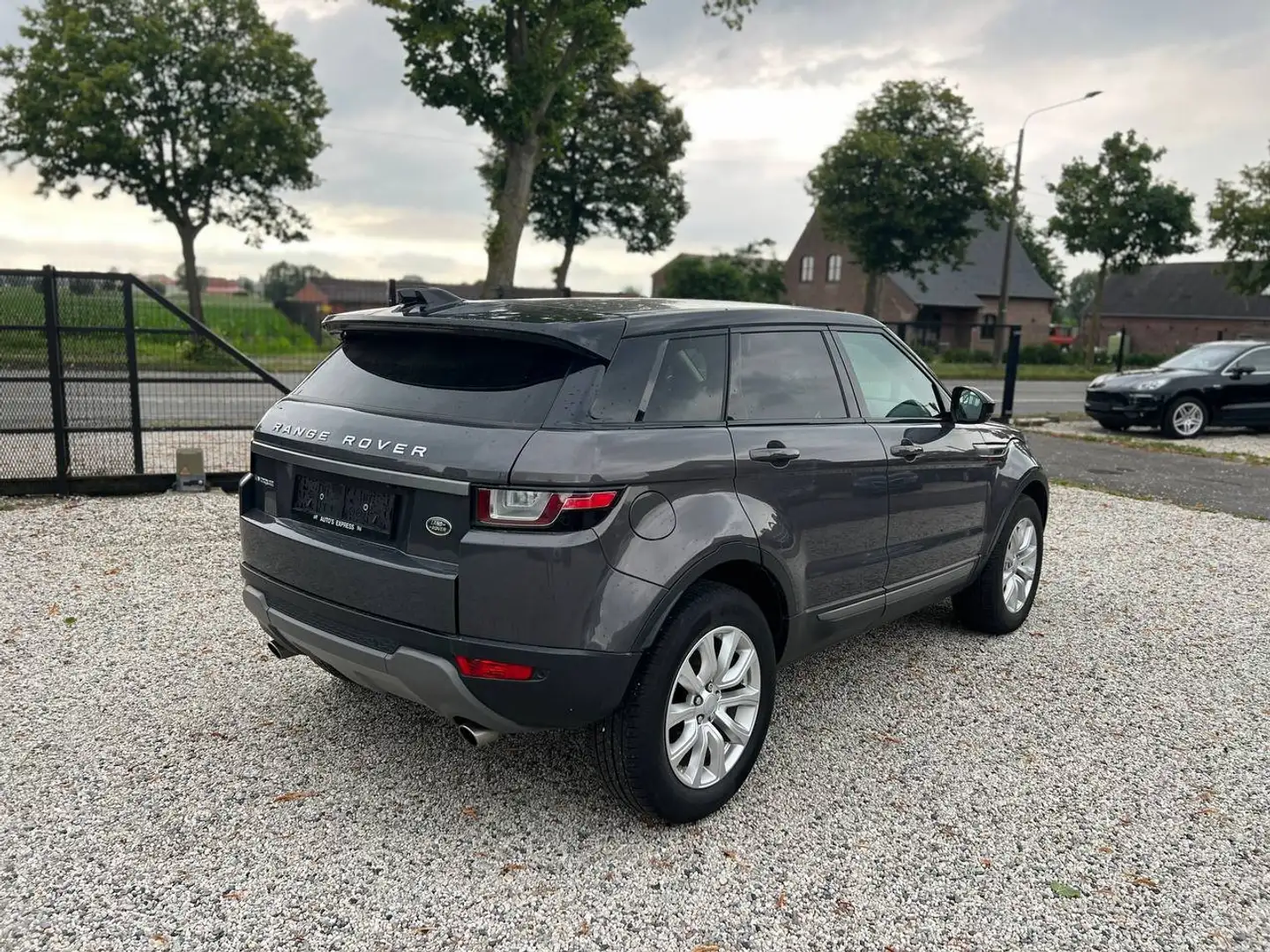 Land Rover Range Rover Evoque 2.0 TD4 4WD/Automaat/Navi/Camera/Garantie/** Grijs - 2