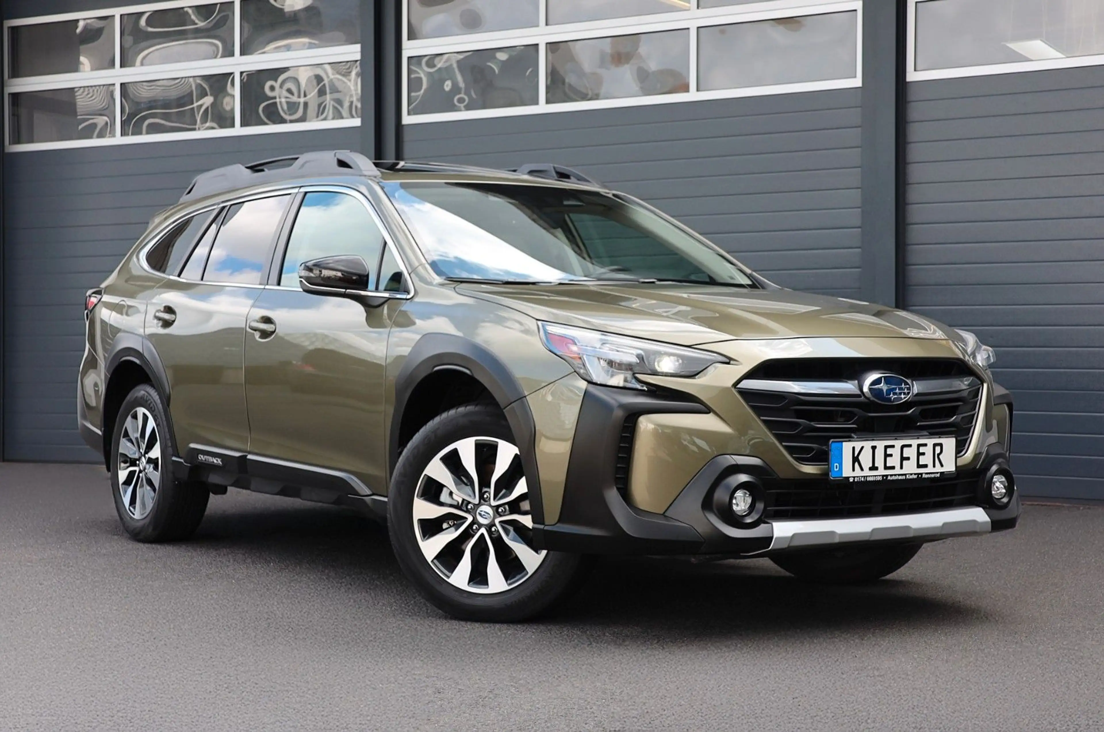 Subaru OUTBACK 2.4i AWD Limited XT/ACC/H&K/4xSHZ/KAMERA