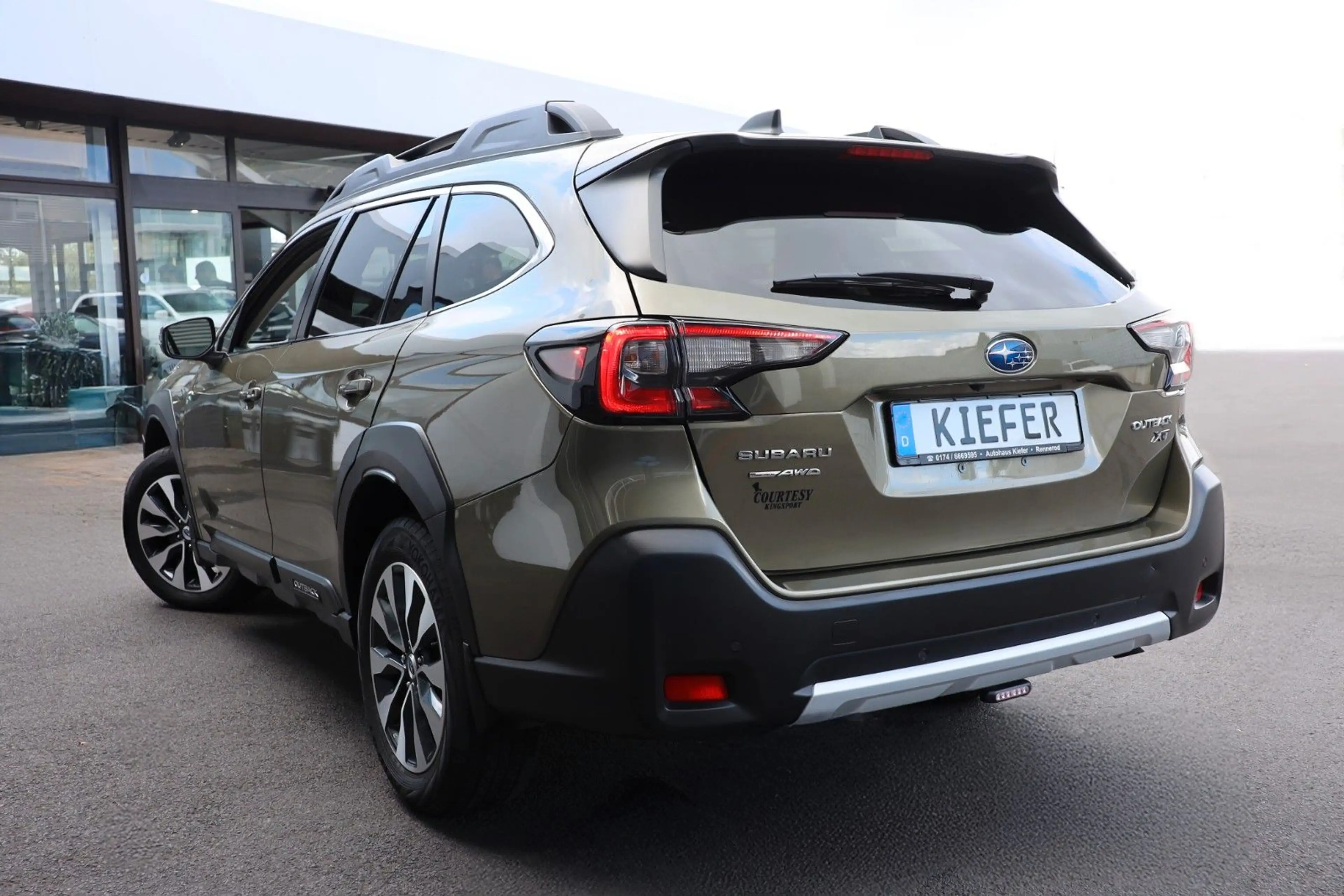 Subaru OUTBACK 2.4i AWD Limited XT/ACC/H&K/4xSHZ/KAMERA — photo 6