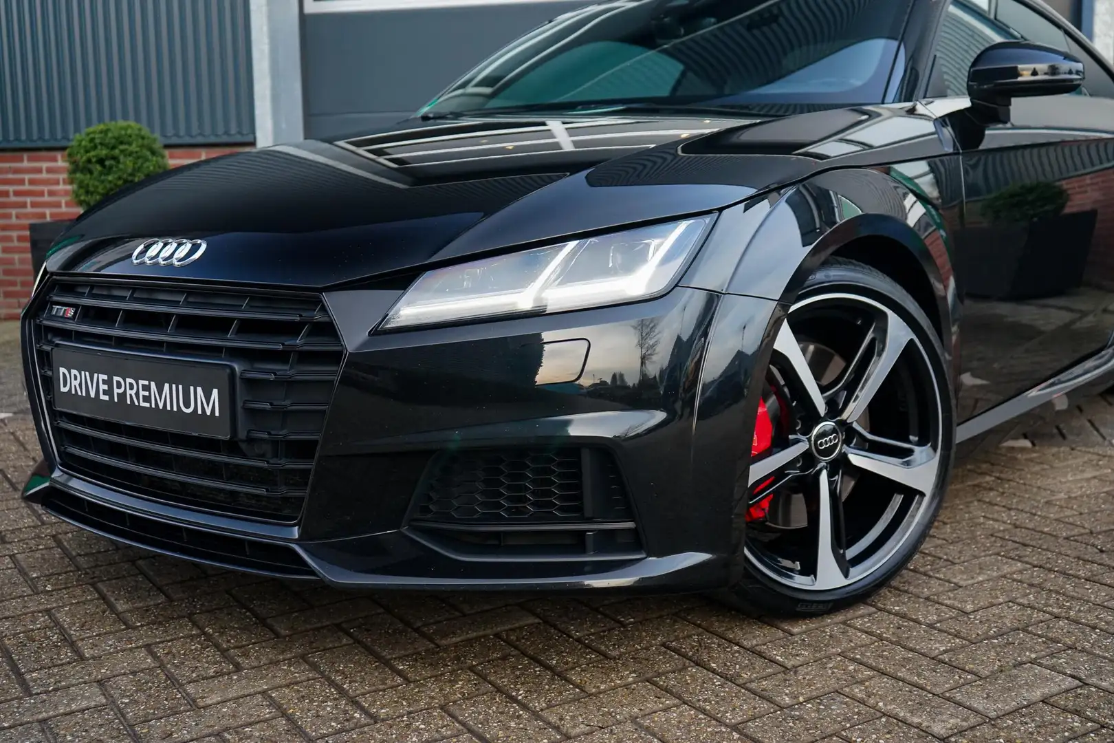 Audi TTS 2.0 TFSI quattro Pro Line + Schwarz - 2