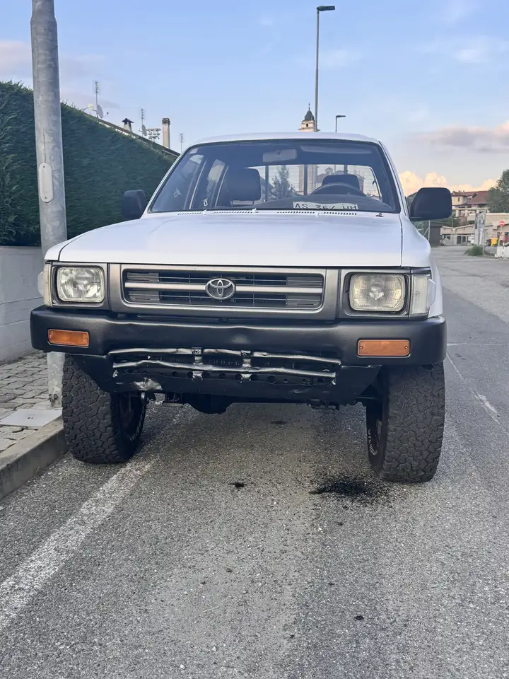 Toyota Hilux 2.5 double cab LN 105, foto 2