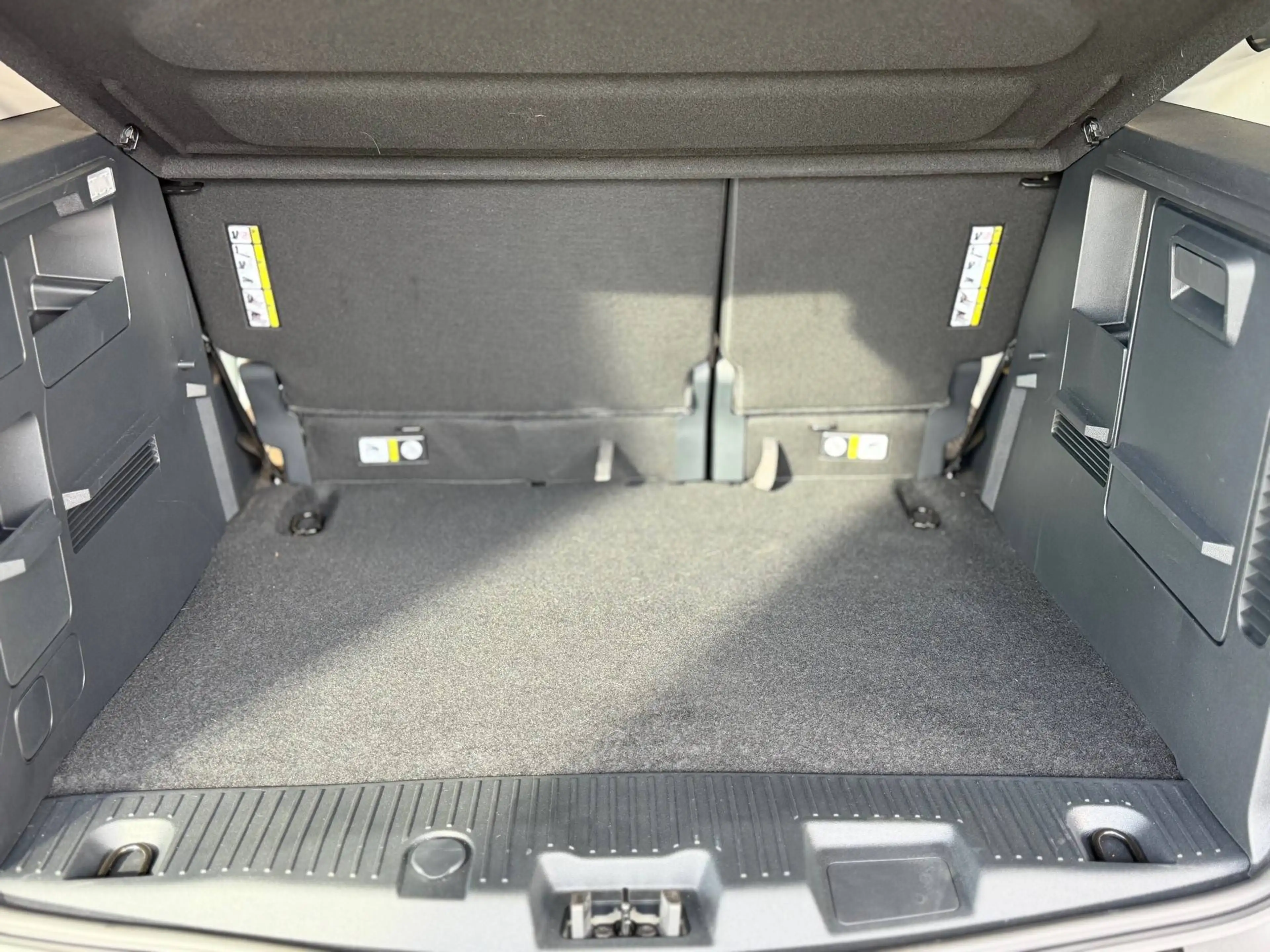 Ford Tourneo Courier Tourneo Courier 1.0 EcoBoost Titanium Titanium — photo 4