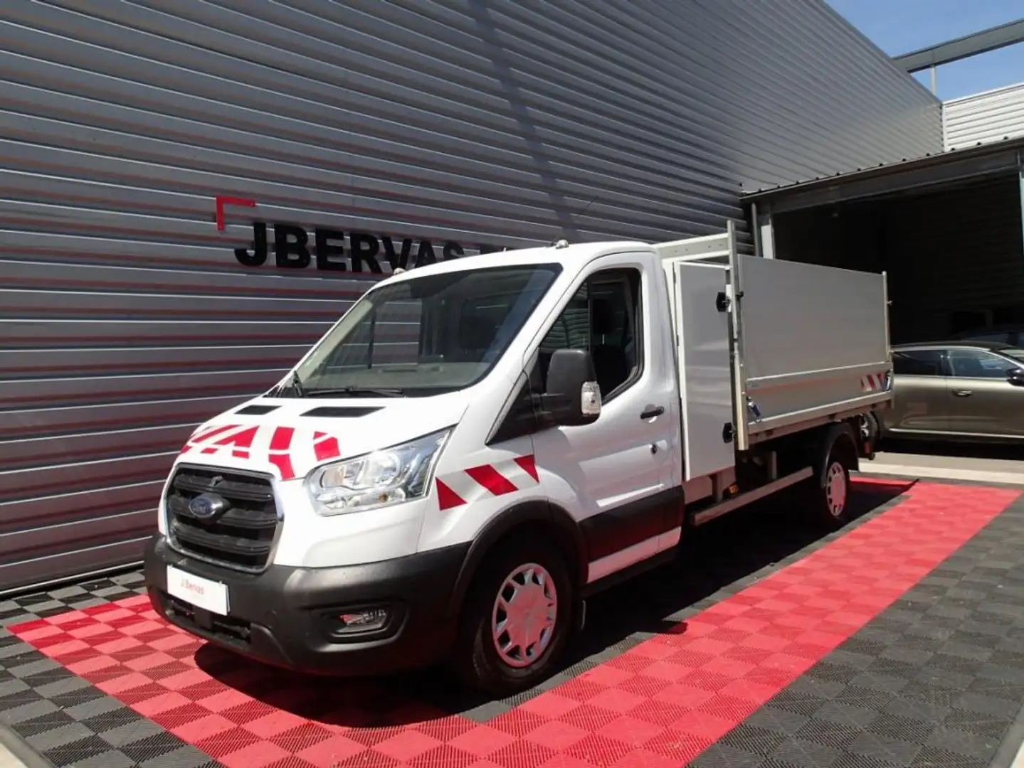 Ford Transit T350 l3 2.0 ecoblue 130 ss trend BENNE + COFFRE Blanc - 1