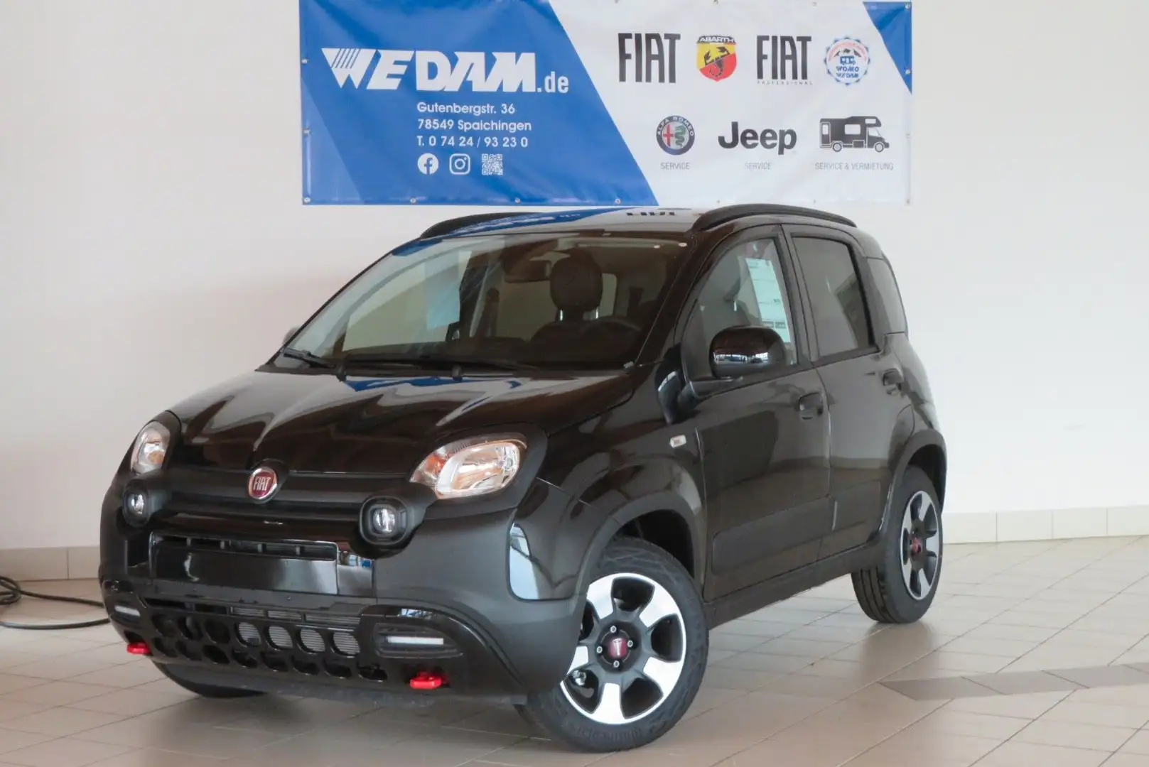 Fiat Panda Cross 1.0 GSE Hybrid Schwarz - 1