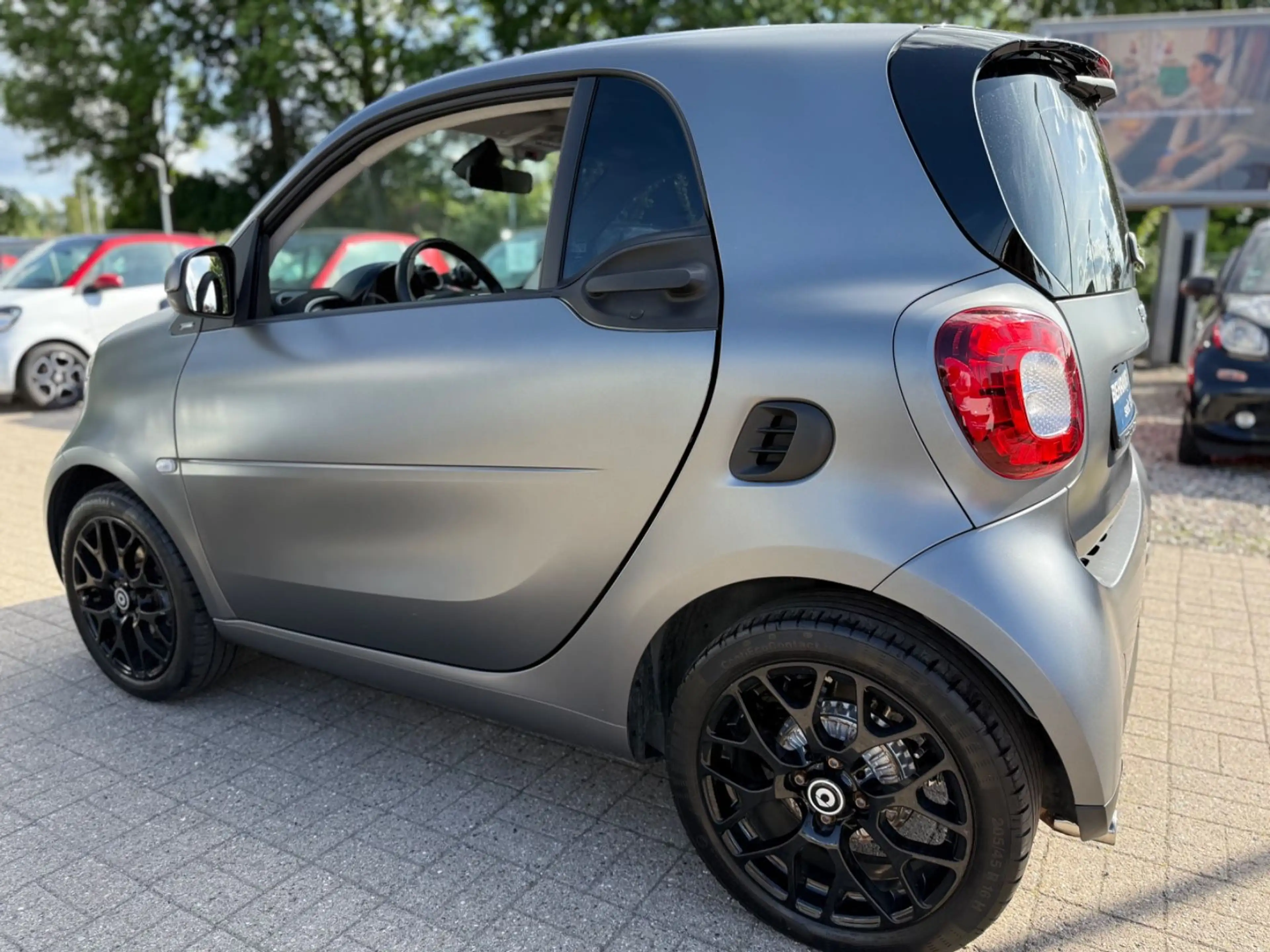 smart forTwo *PANORAMA*SITZHEIZUNG*SPORT PAKET* — photo 3