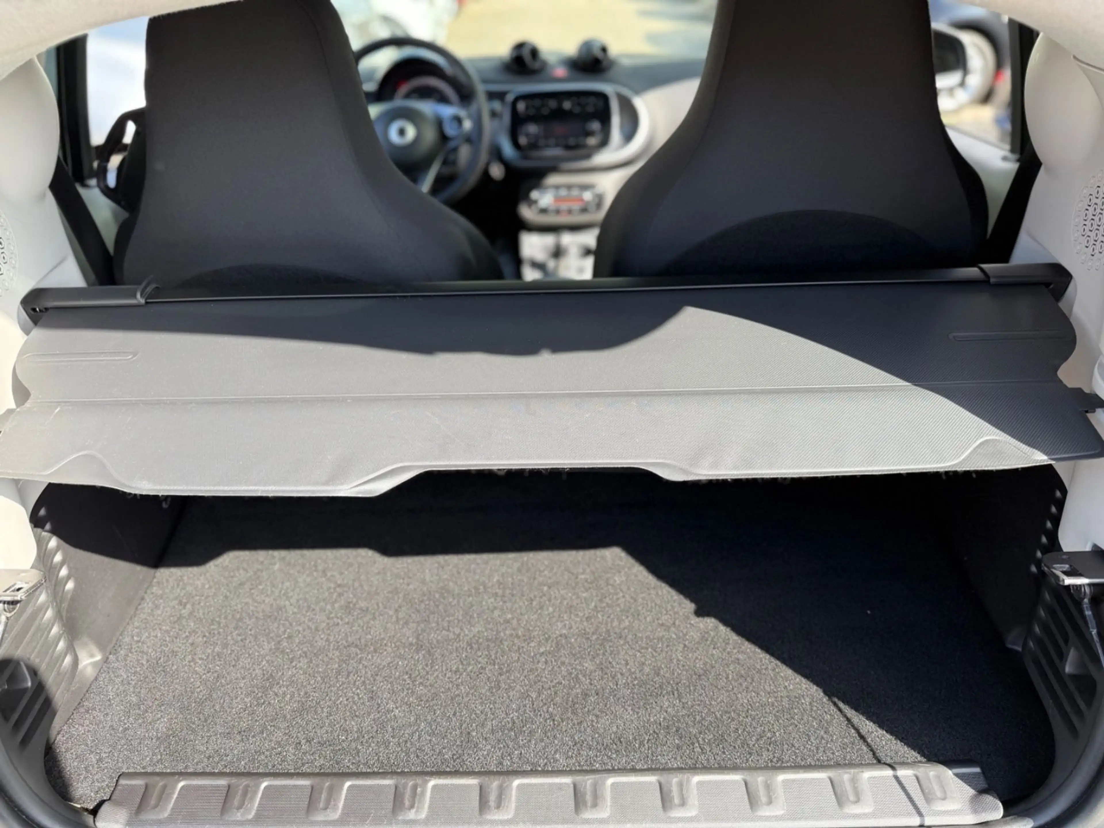 smart forTwo *PANORAMA*SITZHEIZUNG*SPORT PAKET* — photo 20