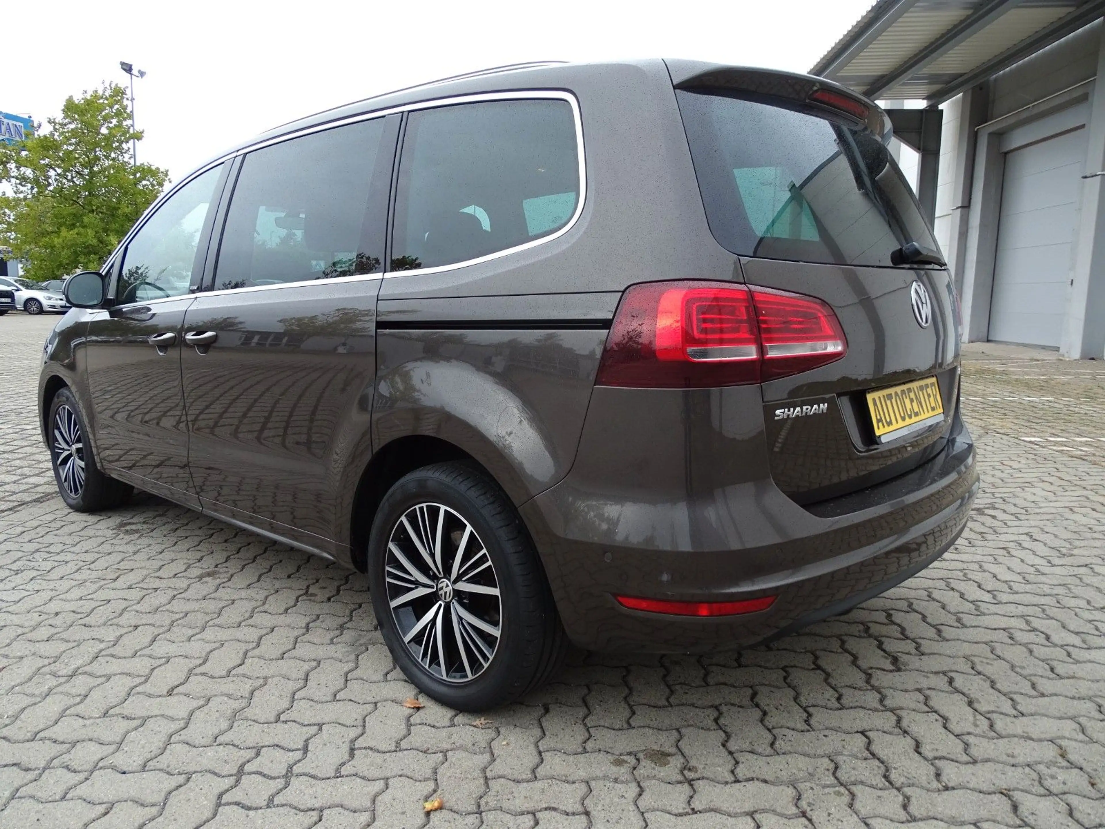 Volkswagen Sharan ALLSTAR*7 SITZE*KAMERA*PANO*AHK*TEMPOMAT* — photo 5