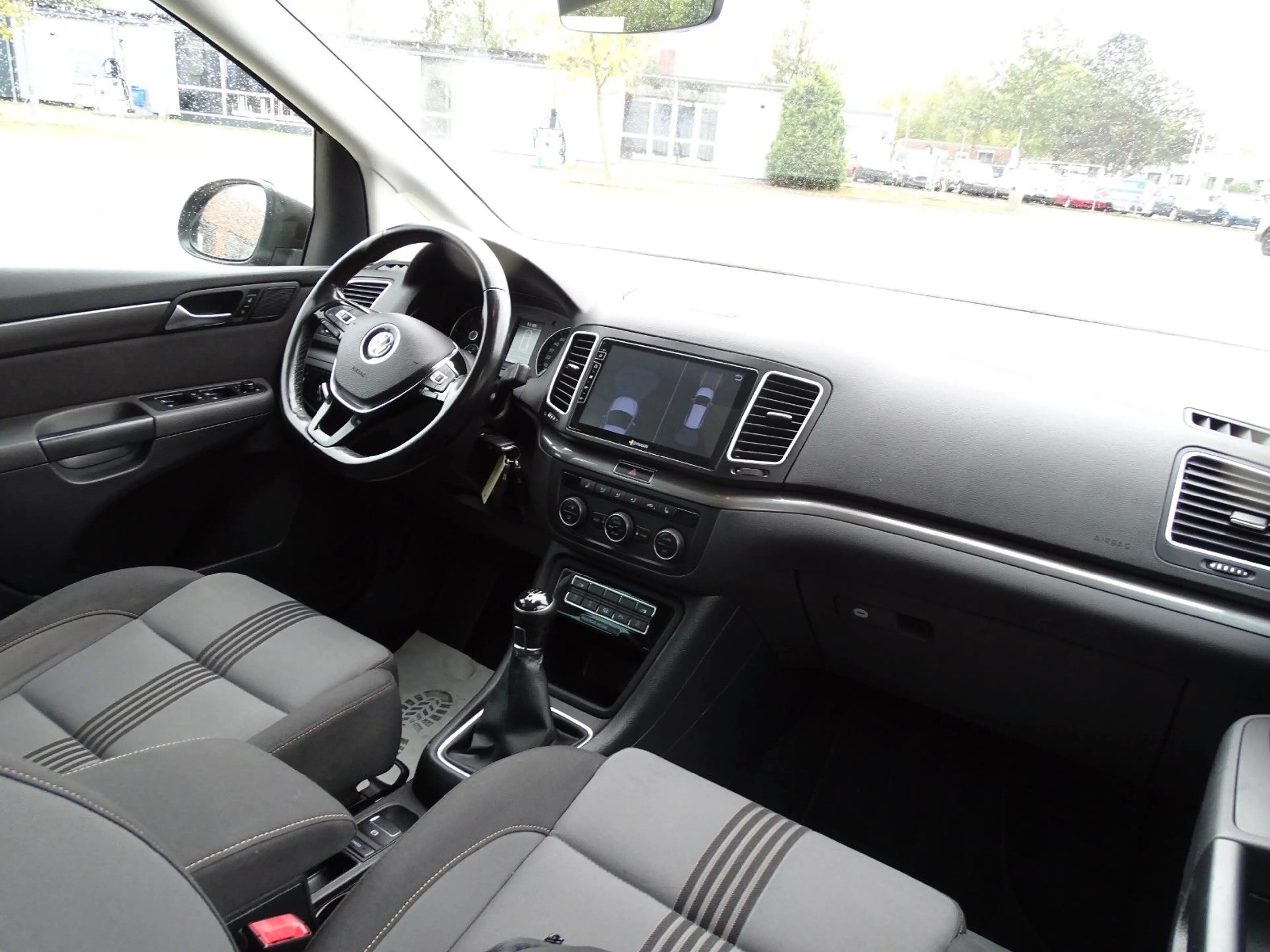 Volkswagen Sharan ALLSTAR*7 SITZE*KAMERA*PANO*AHK*TEMPOMAT* — photo 11