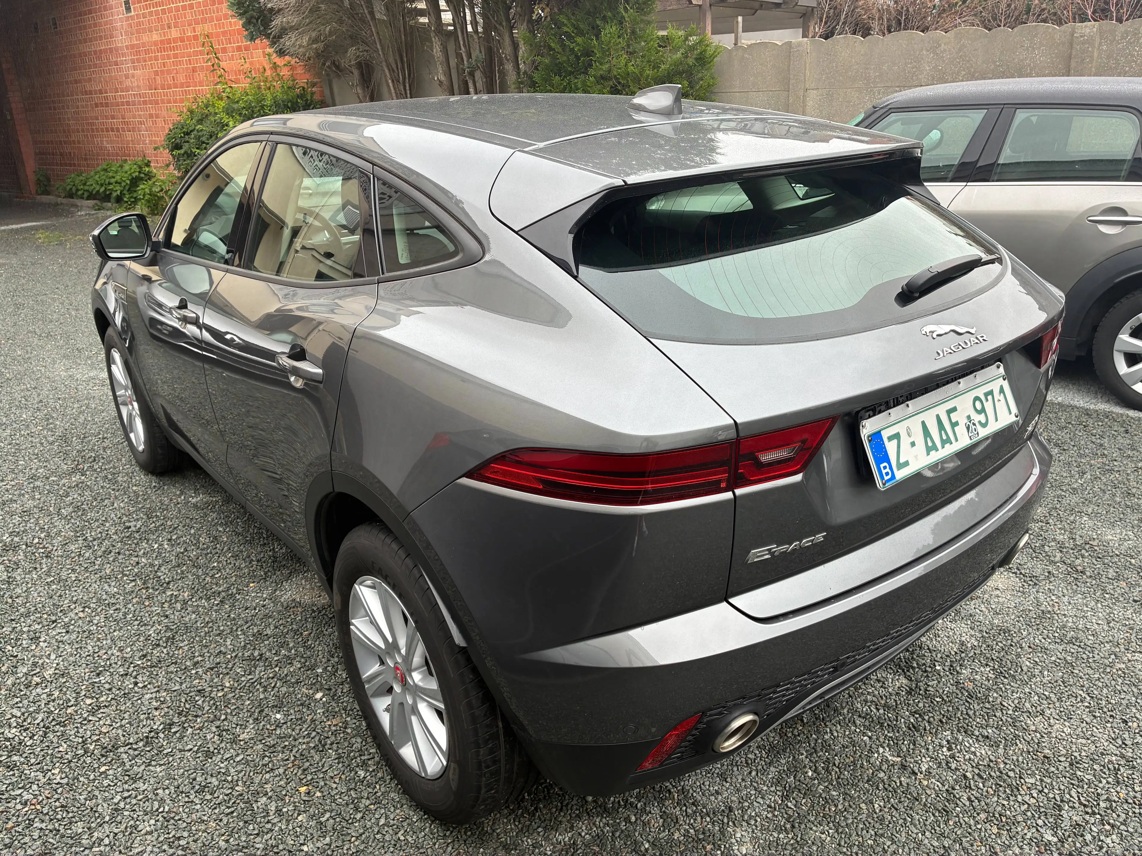Jaguar E-Pace E-Pace 2.0 T AUT. AWD (4X4) — photo 6