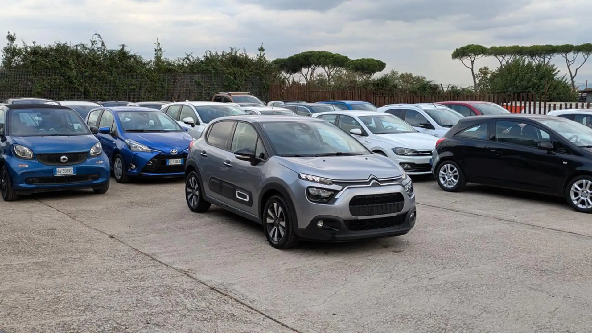 Citroen C3 1.2cc 110cv LANE ASSIST ANDROID/CARPLAY NAVI Grigio - 1