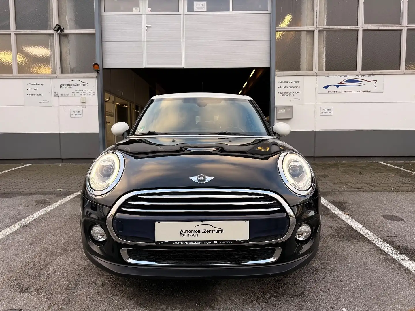 MINI Cooper D 1.HAND*PANO*LED*NAVI*ALU*5-TÜRIG Schwarz - 2