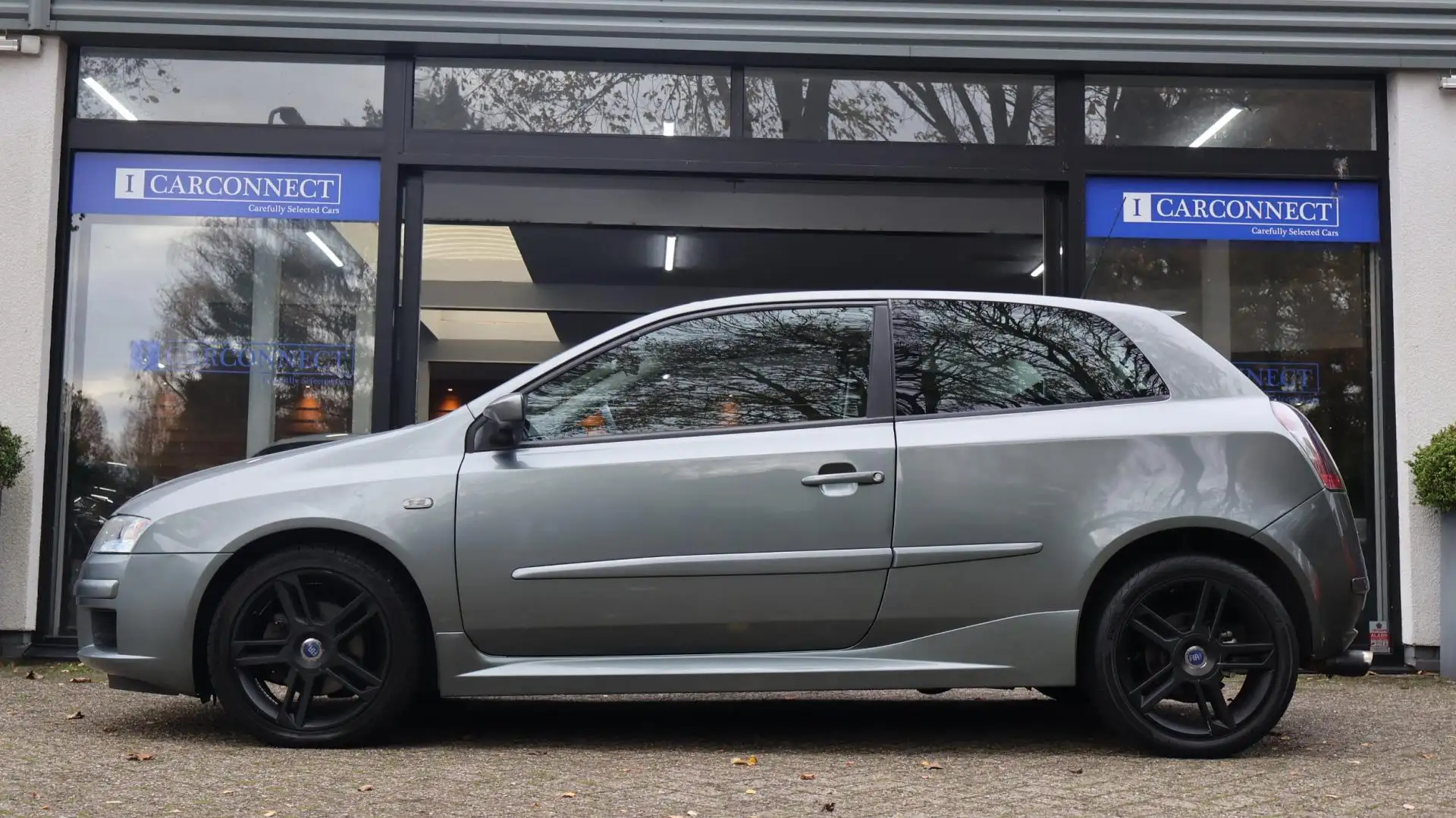 Fiat Stilo 2.4-20V Abarth 170pk|Cruise|Clima|PDC|Navi|Nw.apk! Grijs - 2