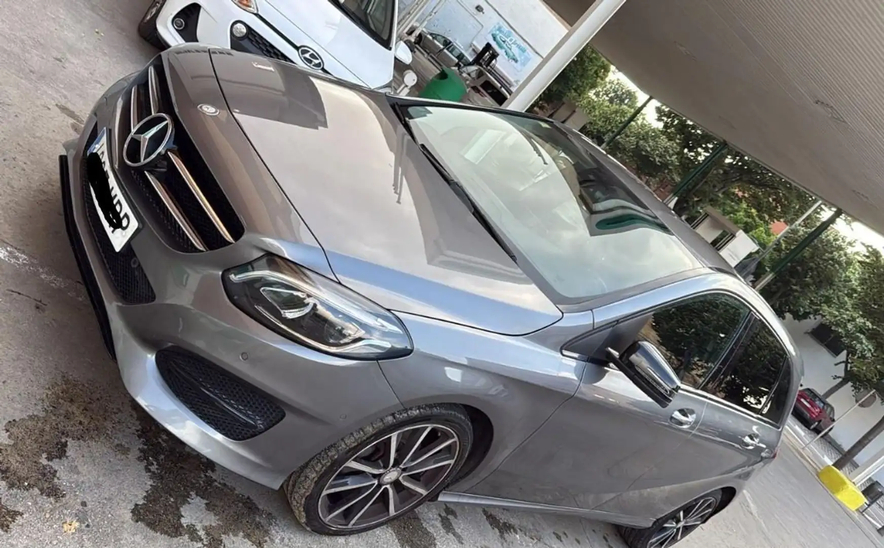 Mercedes-Benz 200 Szary - 1