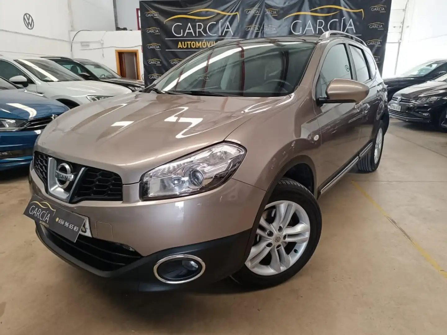 Nissan Qashqai Q+2 2.0dCi Acenta 4x2 Beige - 2