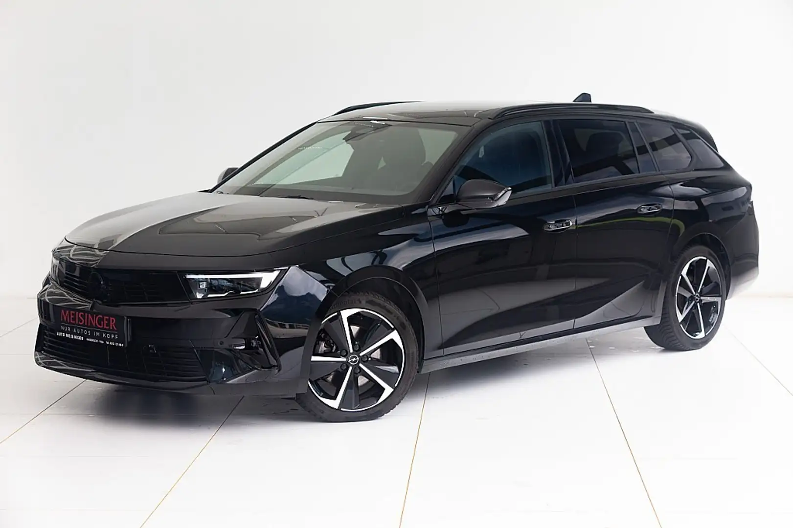 Opel Astra ST 1,2 Turbo GS Aut. Schwarz - 1