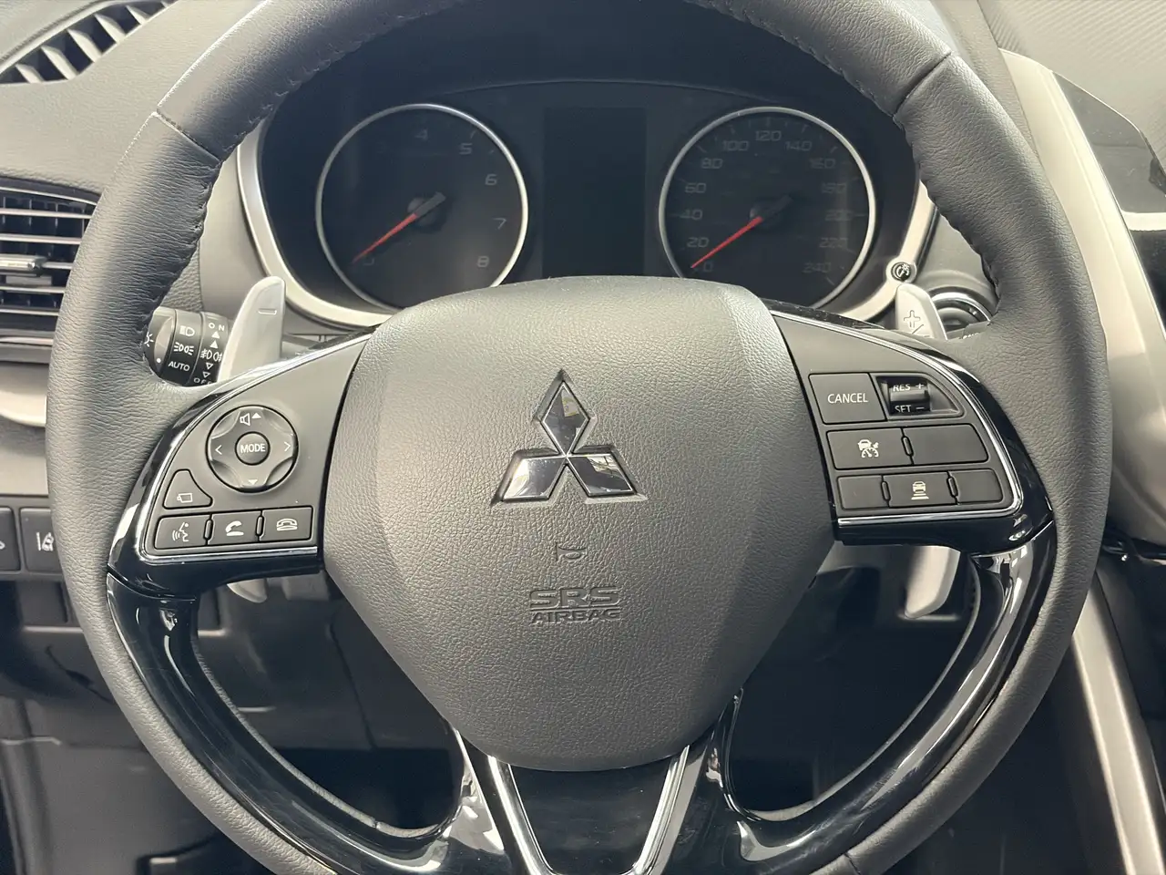 Mitsubishi Eclipse Cross photo Mitsubishi Eclipse Cross