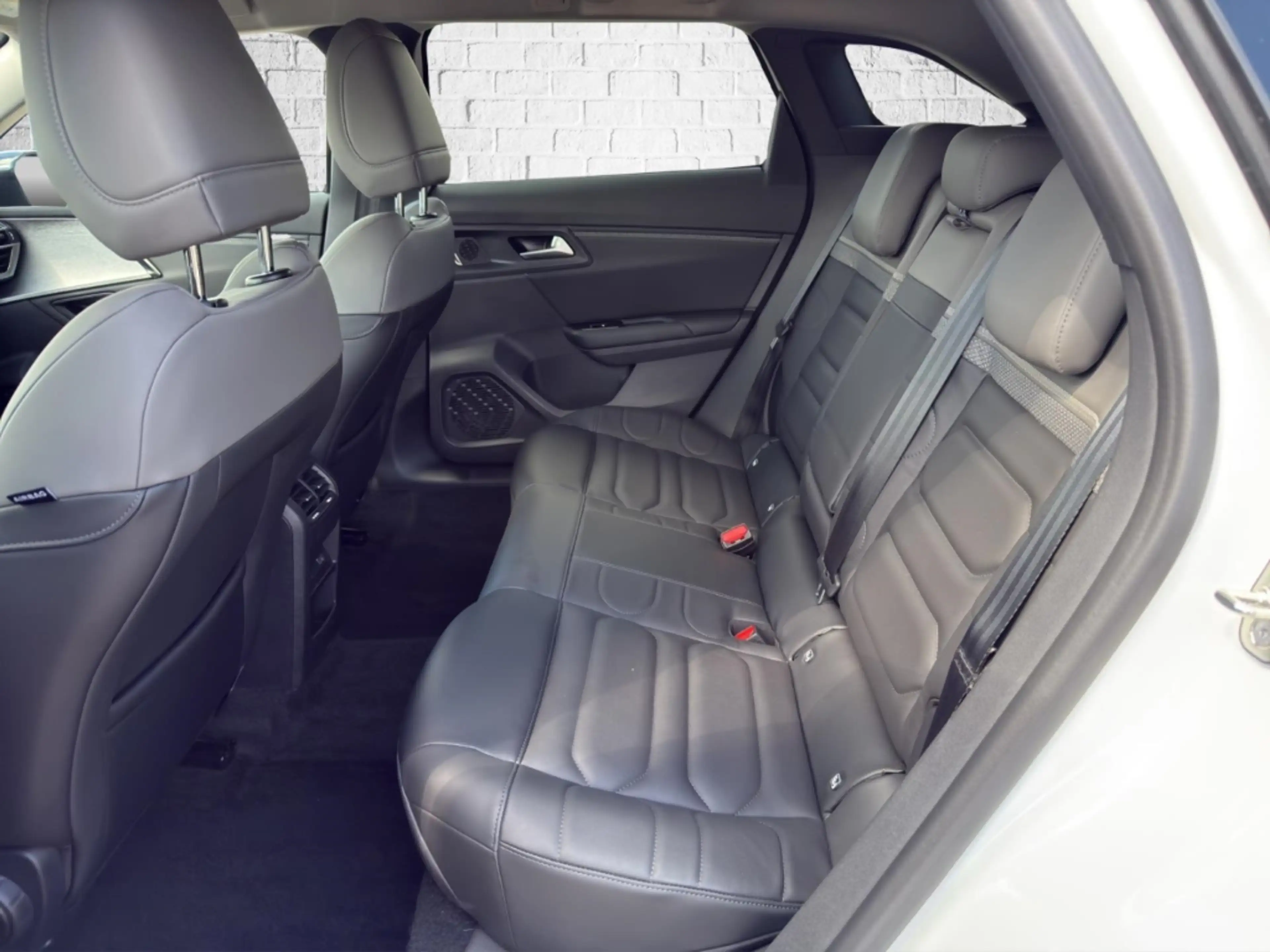 Citroen C5 X Hybrid 145 1.2 DSC6 Plus Navi/Leder/LED — photo 11
