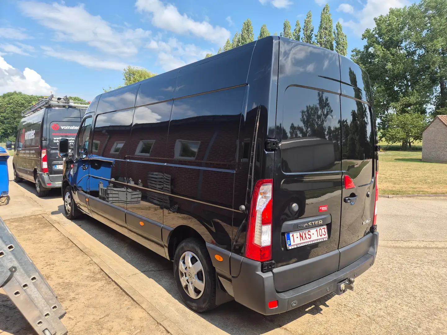 Renault Master Master VAN RED EDITION L3H2 FWD automaat 180PK E6 Zwart - 1