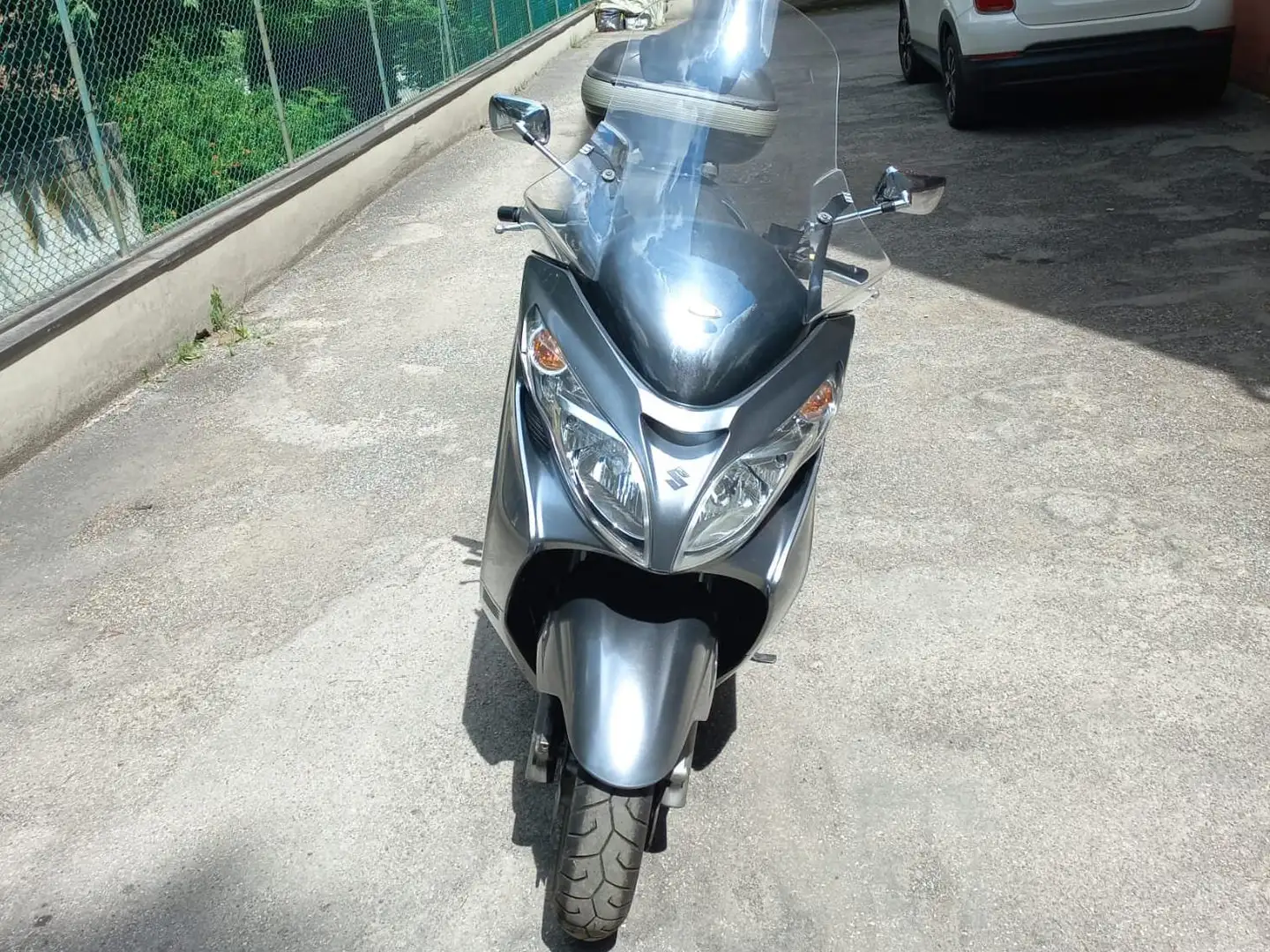 Suzuki Burgman 400 AN 400 Gris - 2