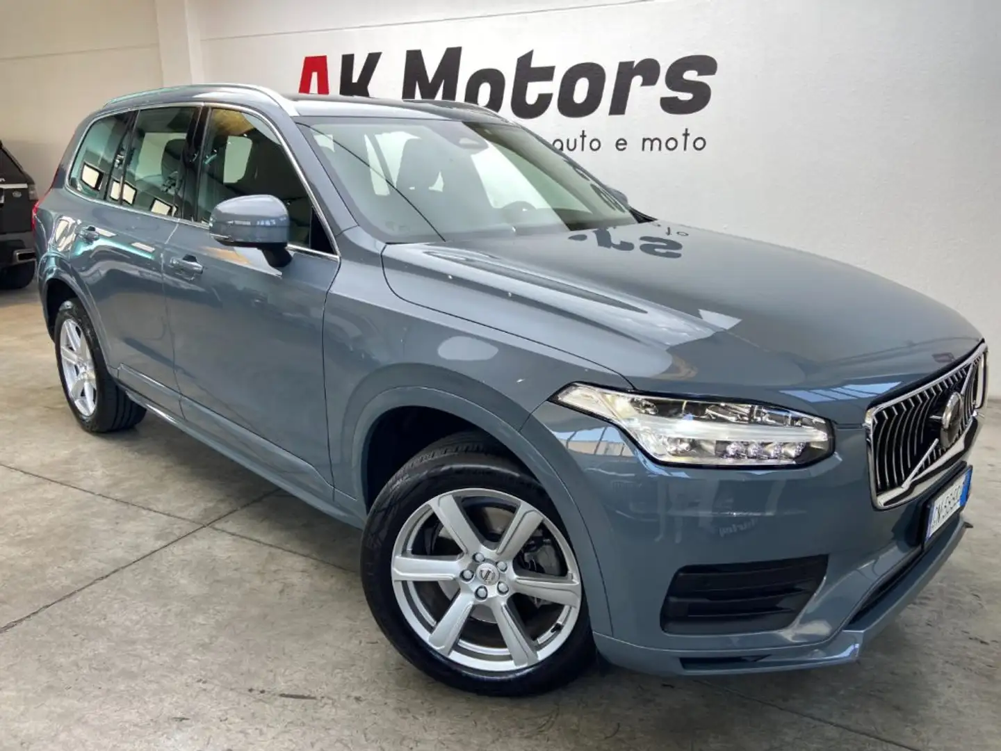 Volvo XC90 B5 (d) AWD automatico 7 posti Grigio - 1