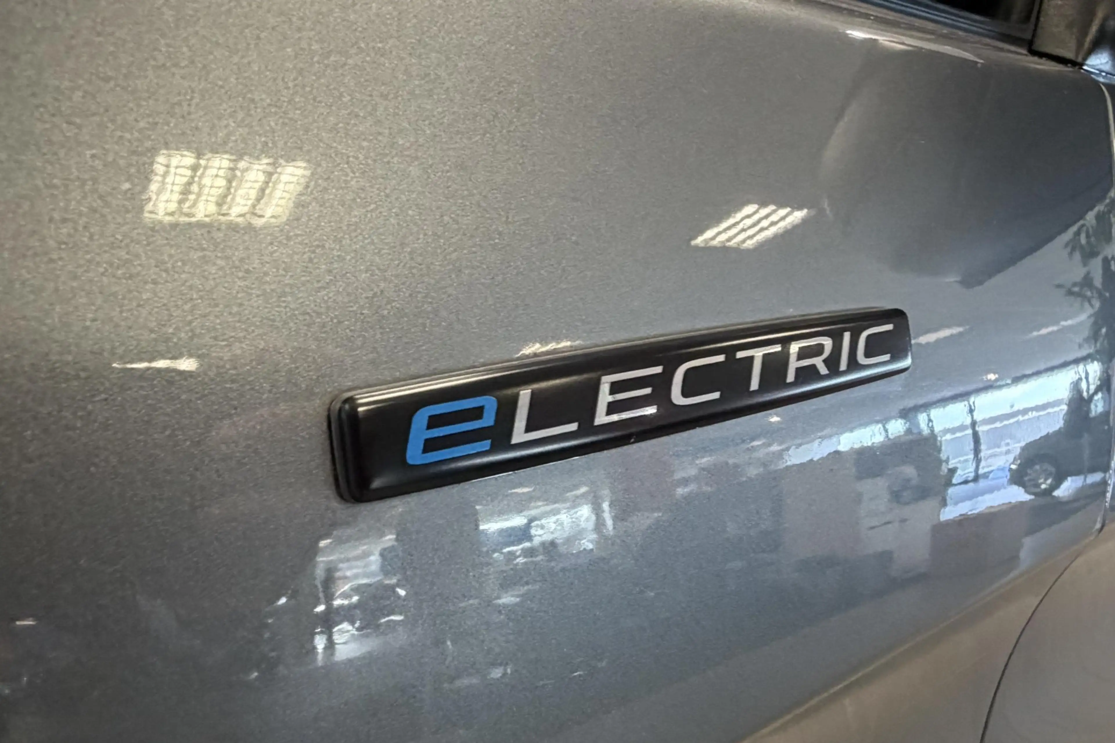Mercedes-Benz Vito eVito Extra Lang 90 kWh — photo 8