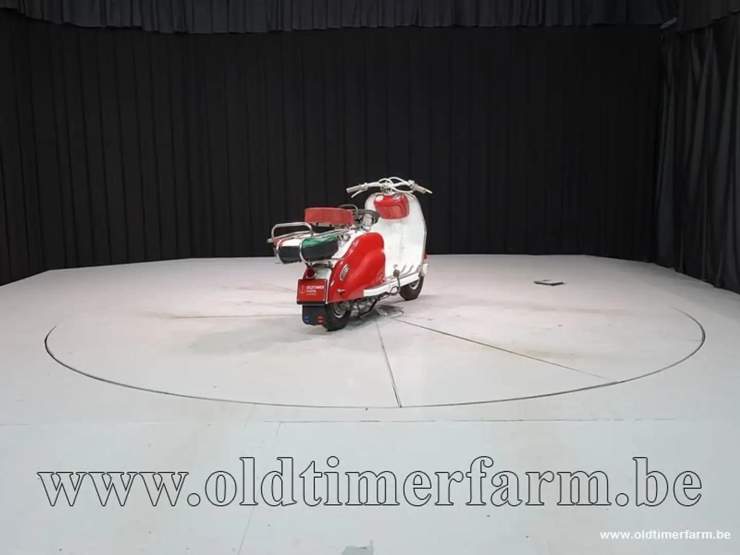Lambretta 150 LD MK II '56 CH8943 Bílá - 2