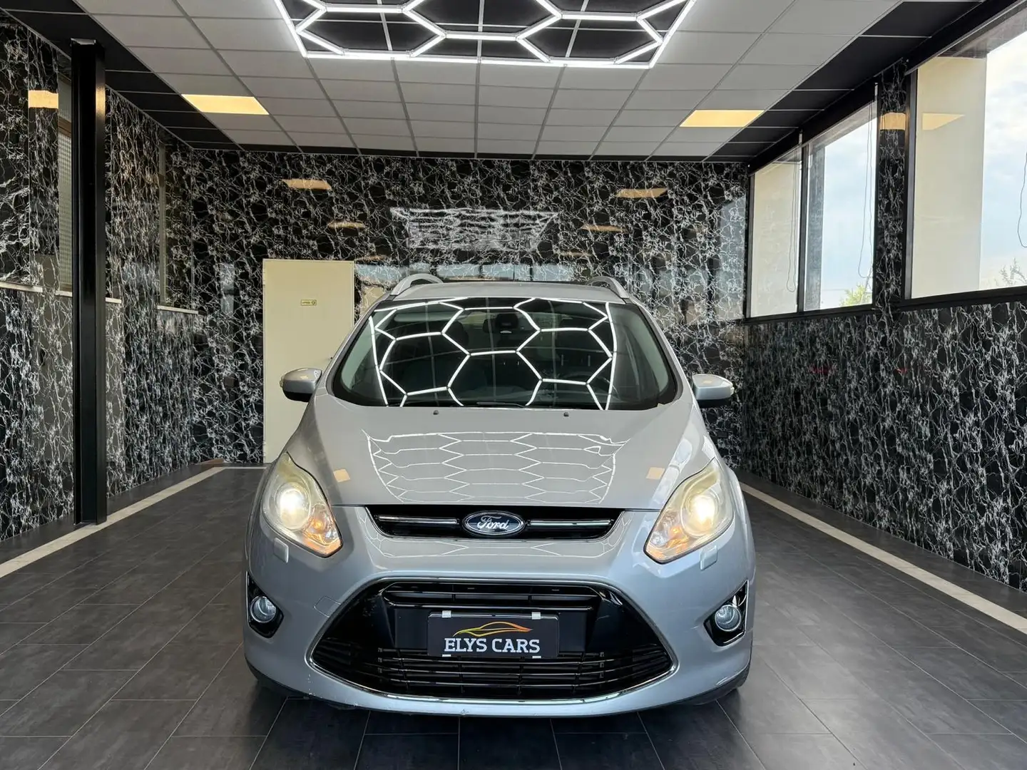 Ford Grand C-Max 2.0TDCi Cv 115 Titaniun Powershift Aut Grigio - 2
