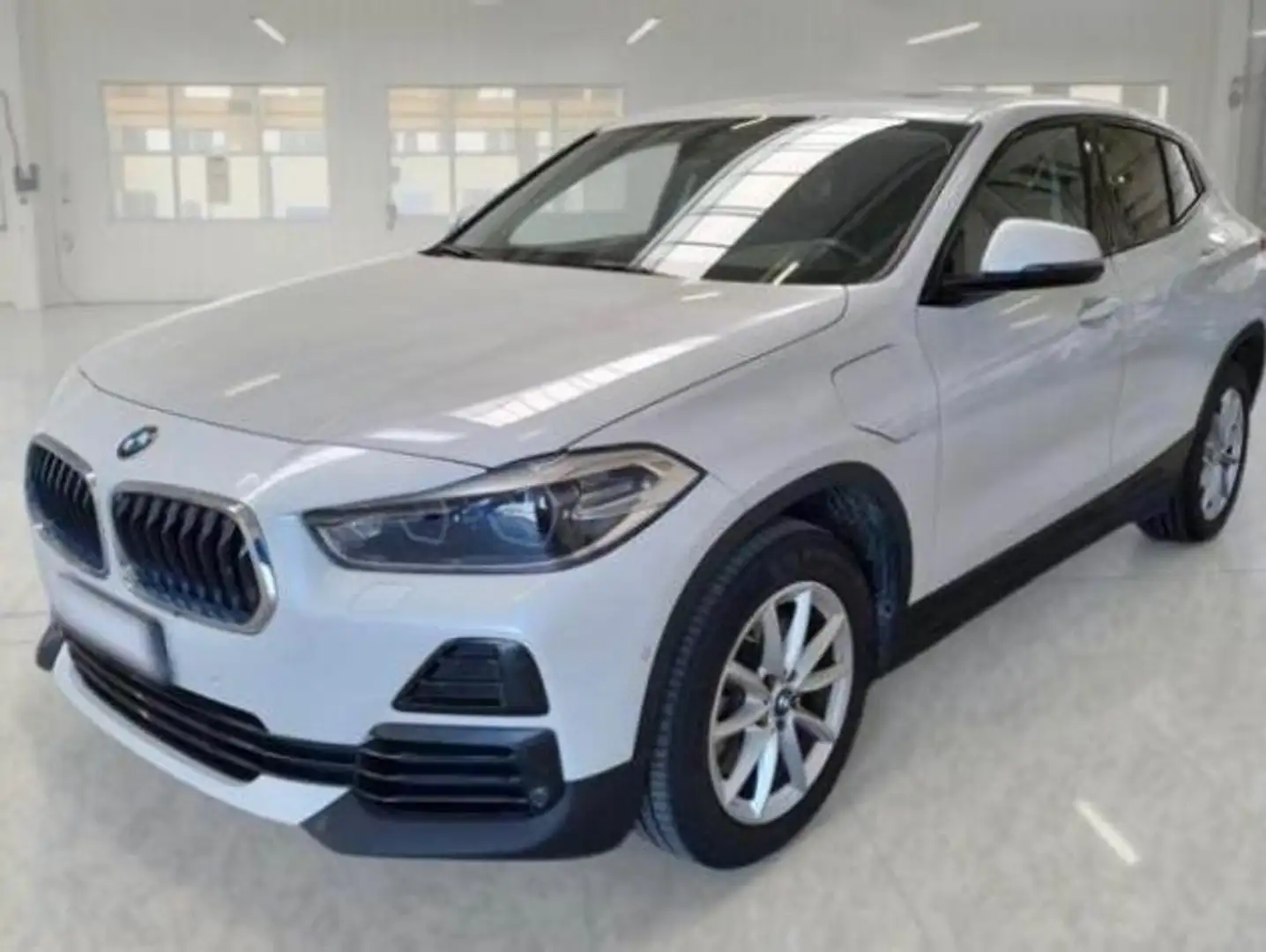 BMW X2 X2 xdrive25e Tetto Apribile Automatica Bianco - 1