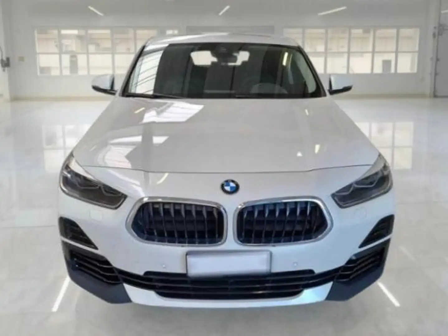 BMW X2 X2 xdrive25e Tetto Apribile Automatica Bianco - 2