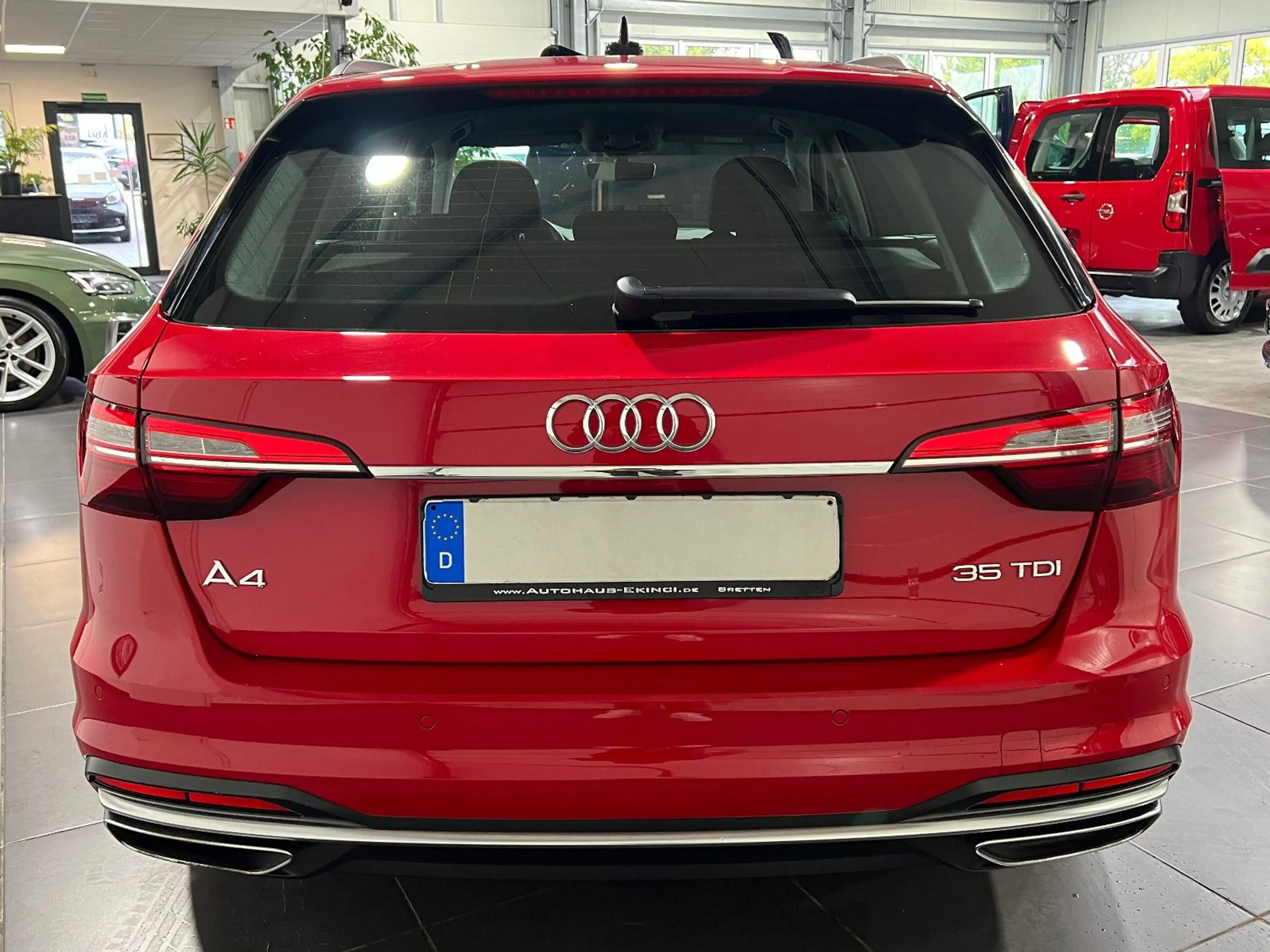 Audi A4 35 TDI Avant Automatik **Navi*LED*SHZ*PDC** — photo 8