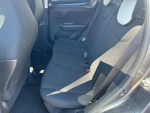 Citroen C1 view 11