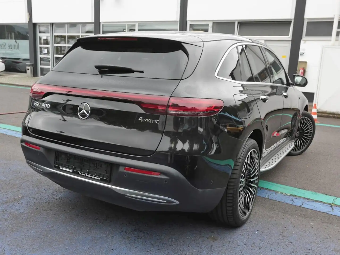 Mercedes-Benz EQC 400 4M ElectricArt Navi Kamera 21"AMG Schwarz - 2