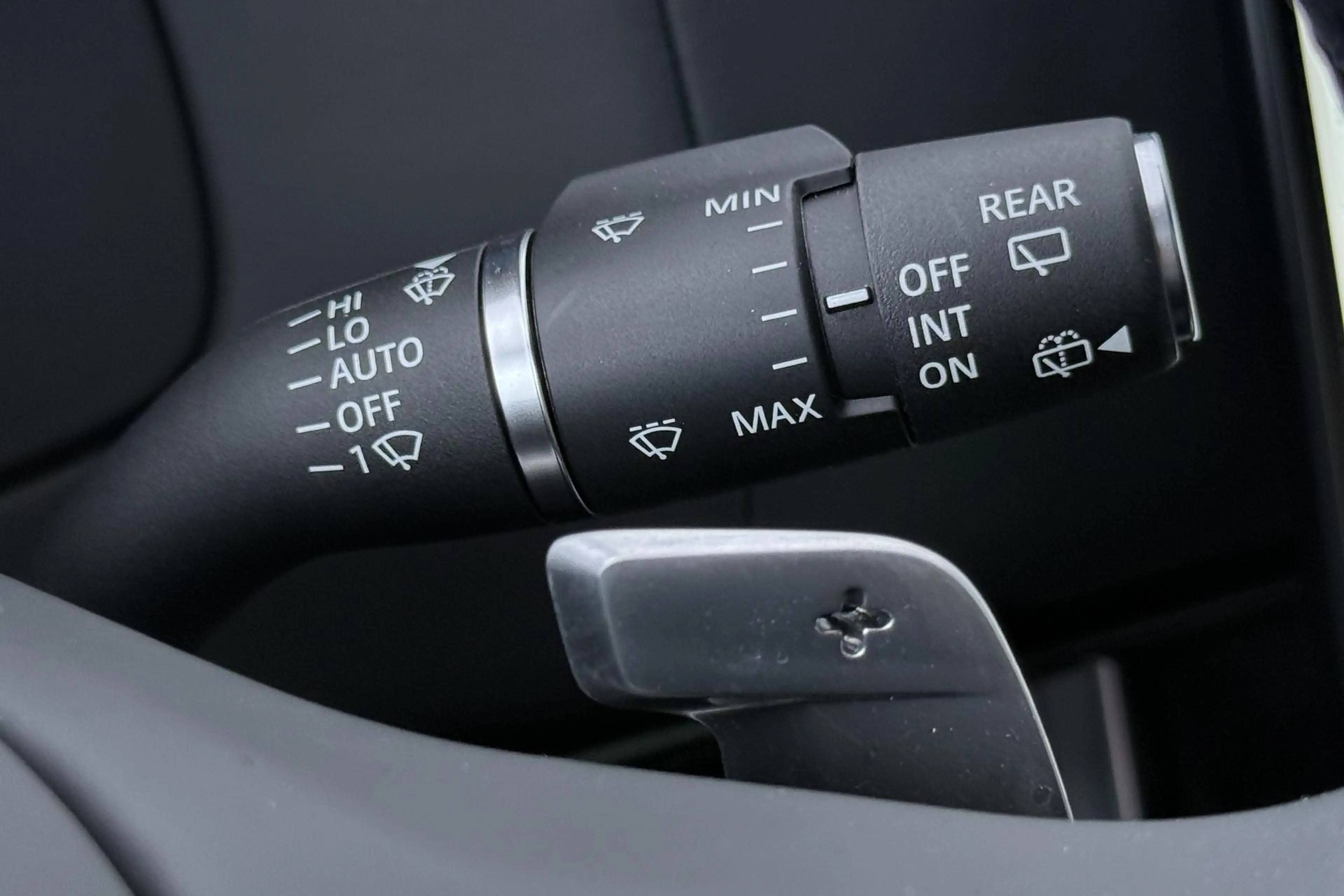 Land Rover Range Rover 3.0 P550e HSE | Meridian 3D | Shadow Exterior Pack — photo 41