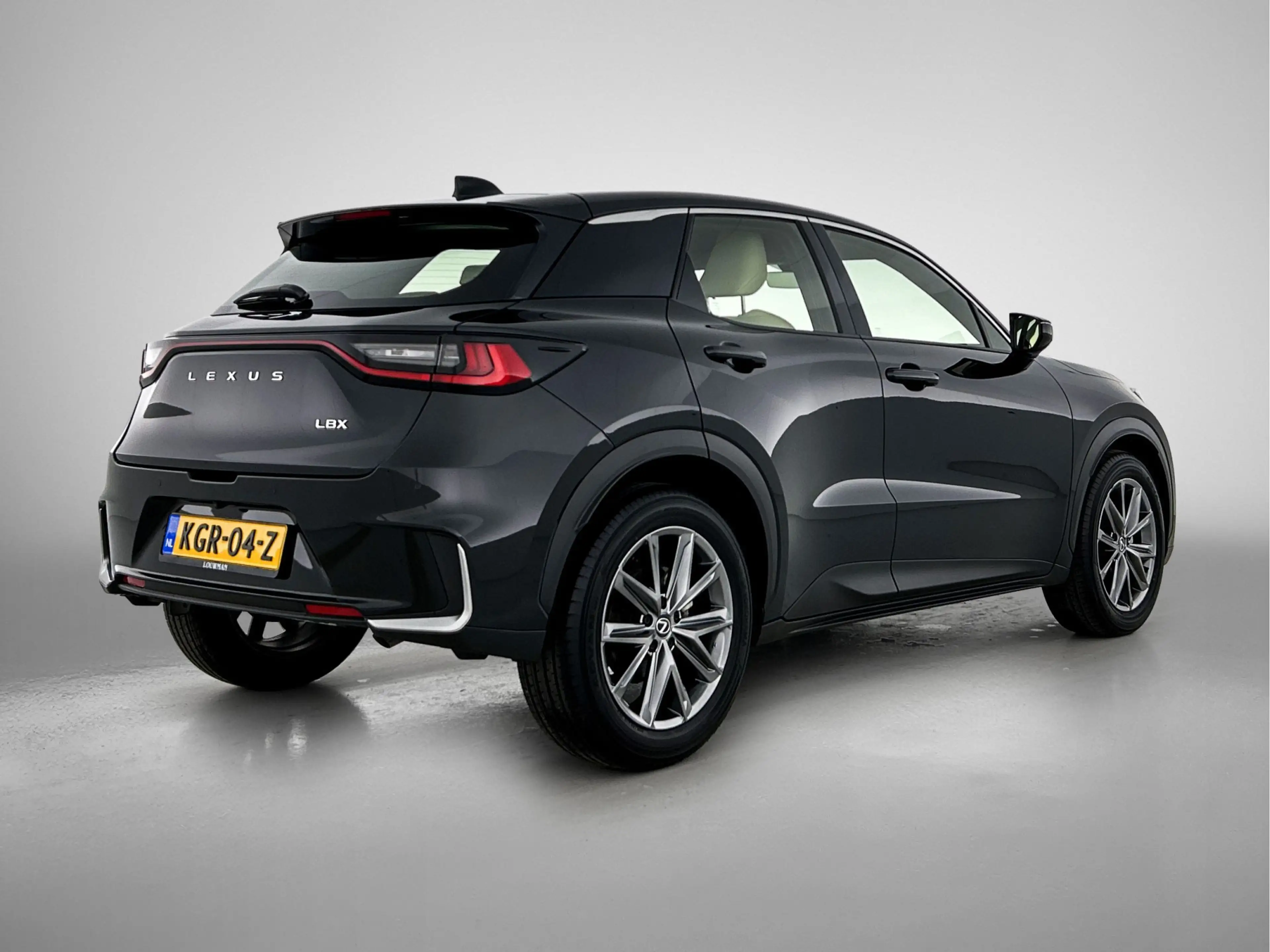 Lexus LBX Elegant 2WD | Leder | Stoelverwarming | 18" LM | — photo 2
