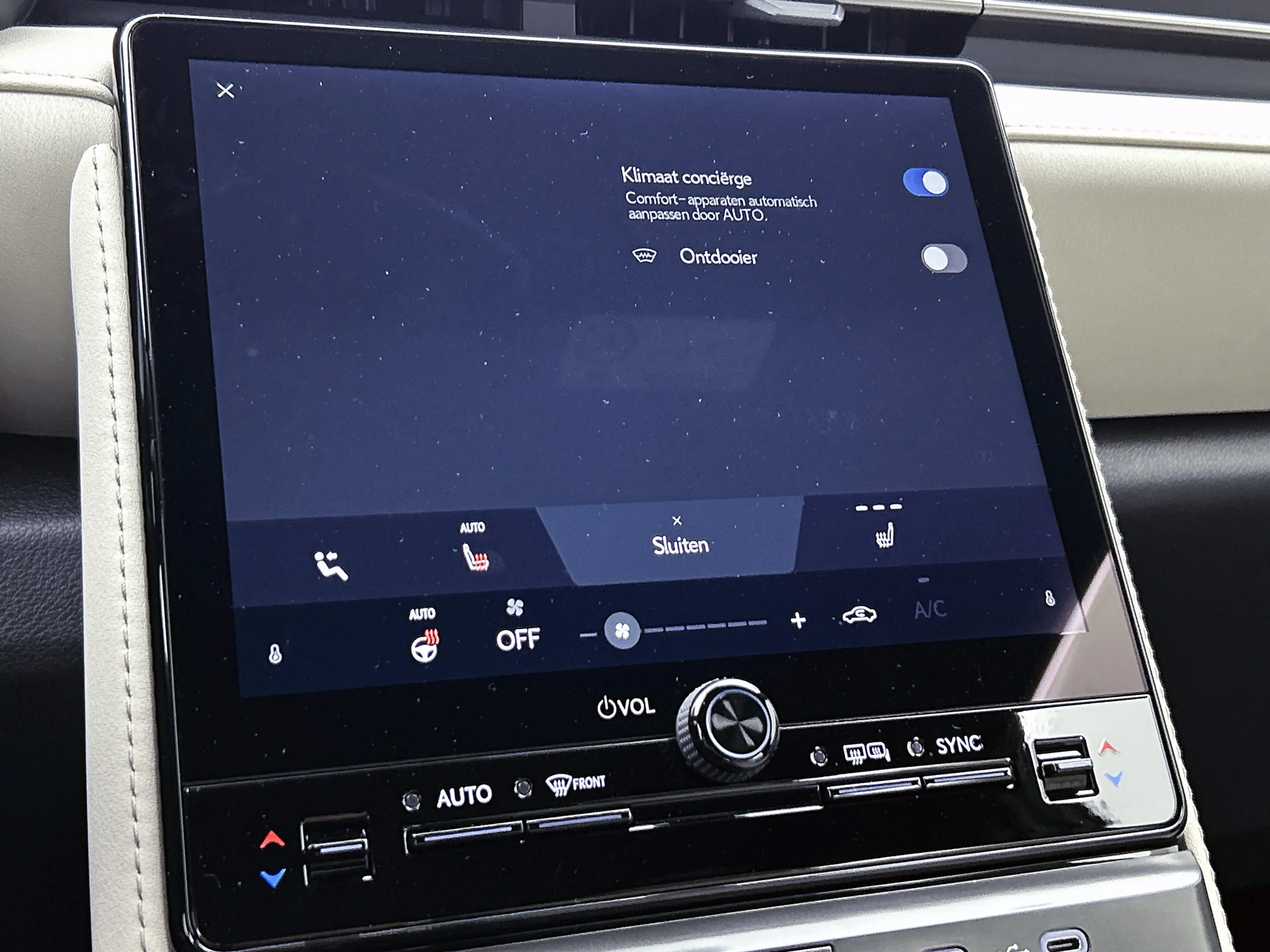 Lexus LBX Elegant 2WD | Leder | Stoelverwarming | 18" LM | — photo 10