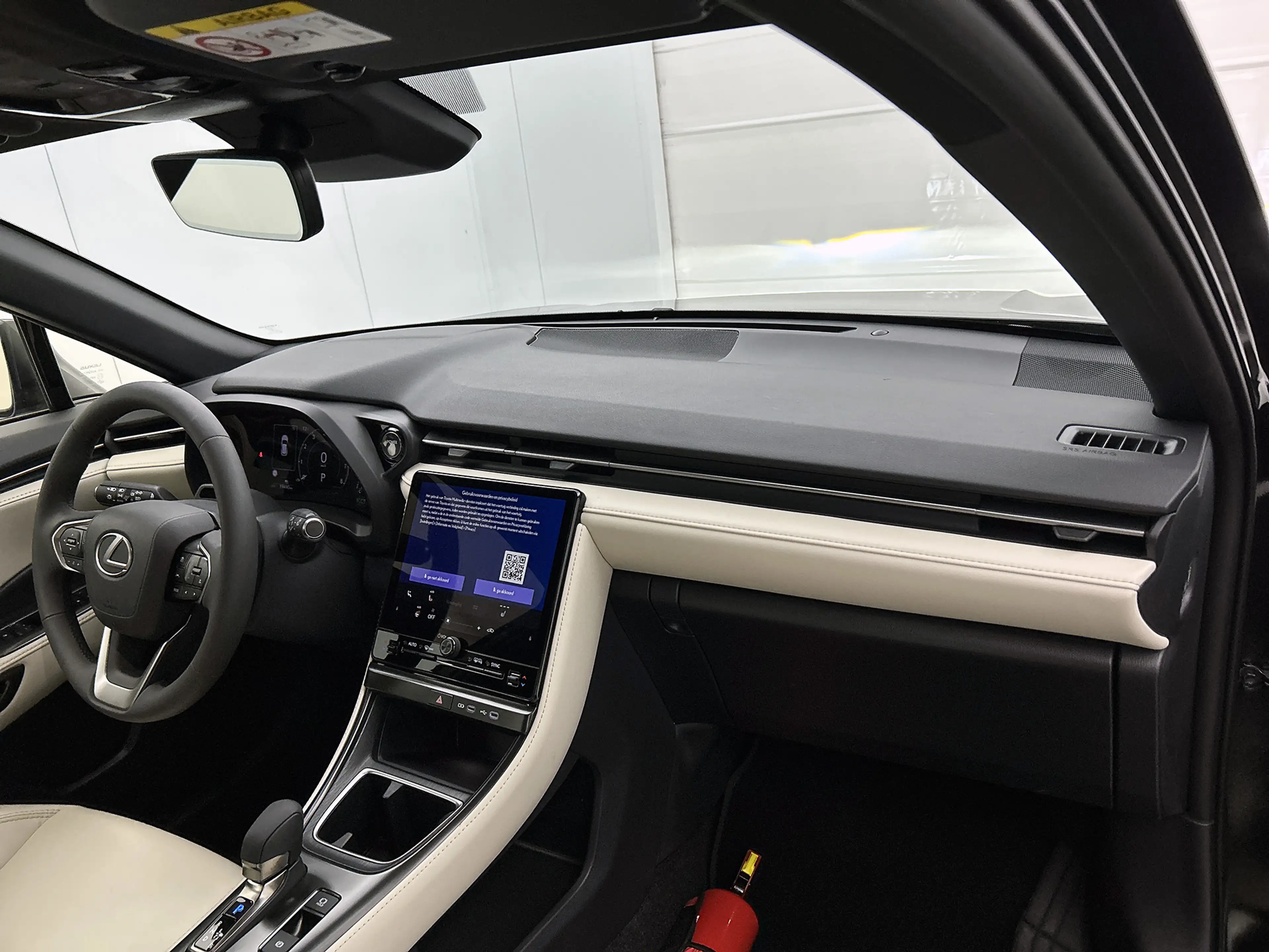 Lexus LBX Elegant 2WD | Leder | Stoelverwarming | 18" LM | — photo 6