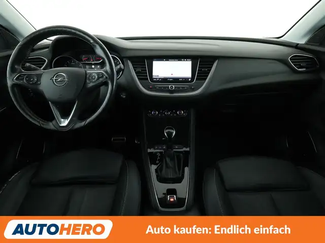Opel Grandland view 12